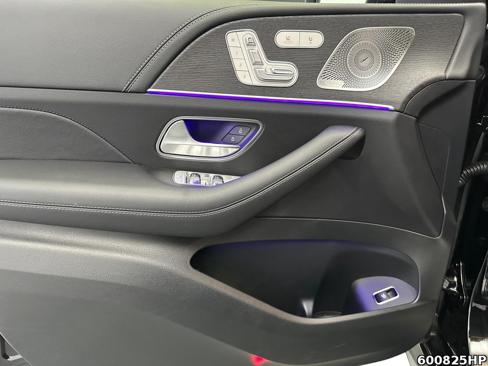 Fahrzeugabbildung Mercedes-Benz GLE 450 AMG d 4M AMG Night AIRMATIC MULTIBEAM 360°