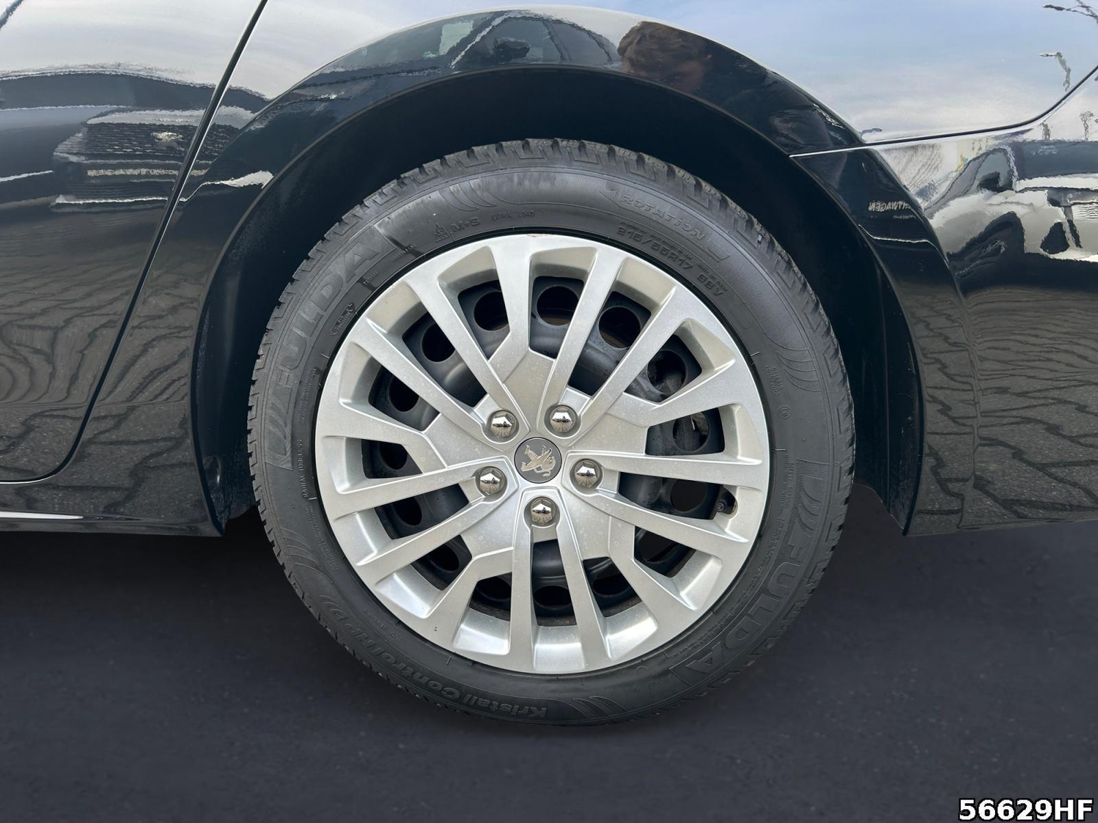 Fahrzeugabbildung Peugeot 508 Active Pack +SHZ+CARPLAY+TEMPOMAT+180KAMERA
