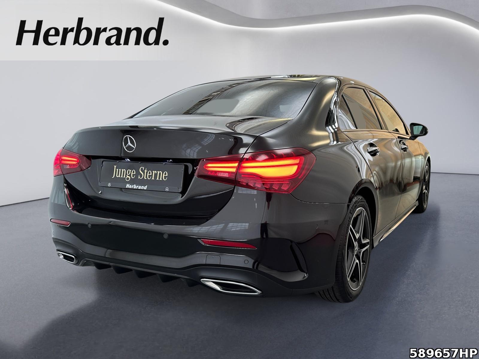 Fahrzeugabbildung Mercedes-Benz A 200 AMG Limousine Night Keyless Go Ambiente