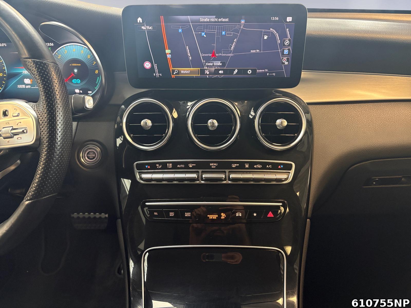 Fahrzeugabbildung Mercedes-Benz GLC 300 e 4M AMG AHK Distronic 360° Night-Paket