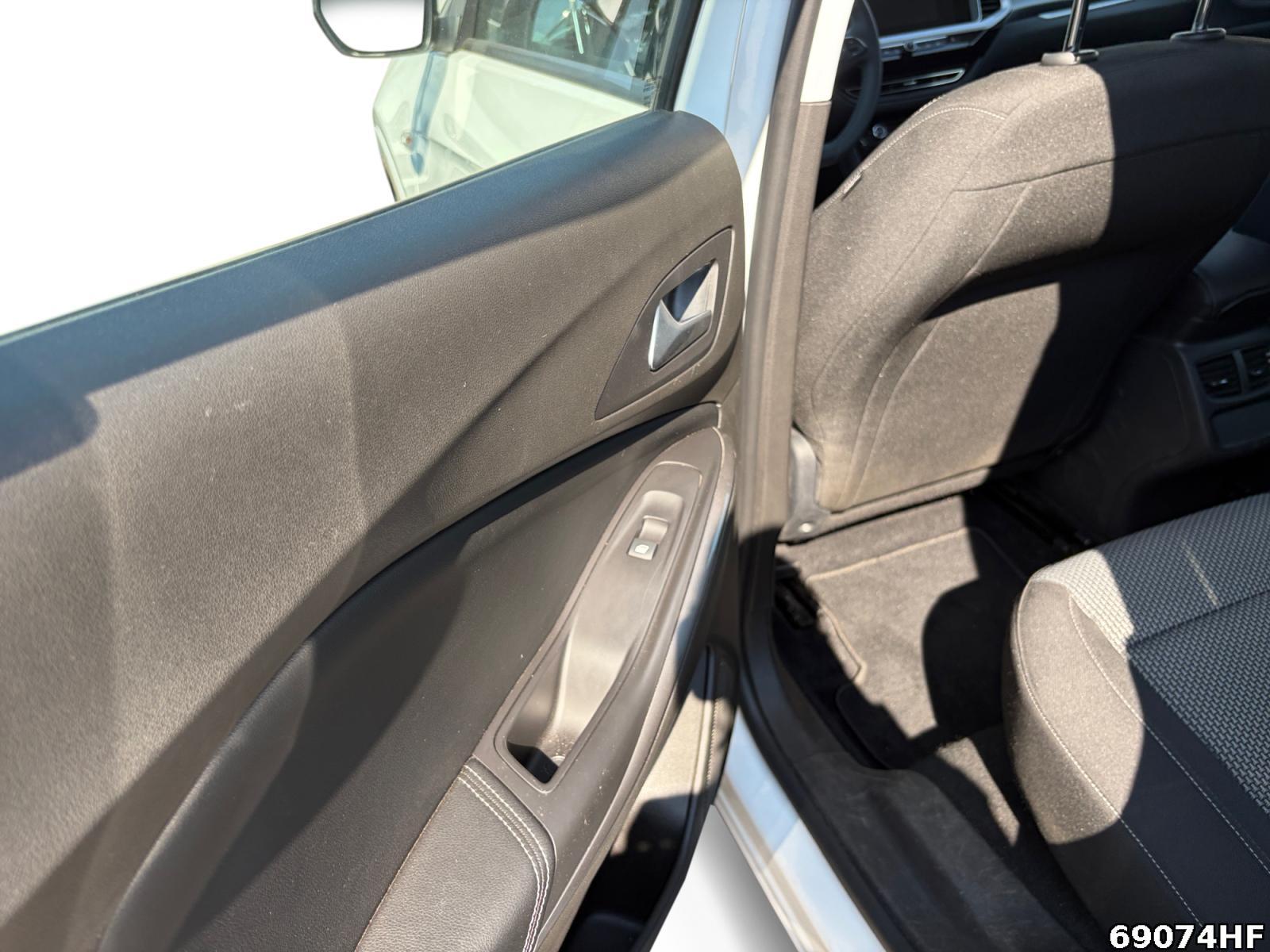 Fahrzeugabbildung Opel Grandland X Enjoy +CARPLAY+KAMERA+TEMPOMAT+DAB