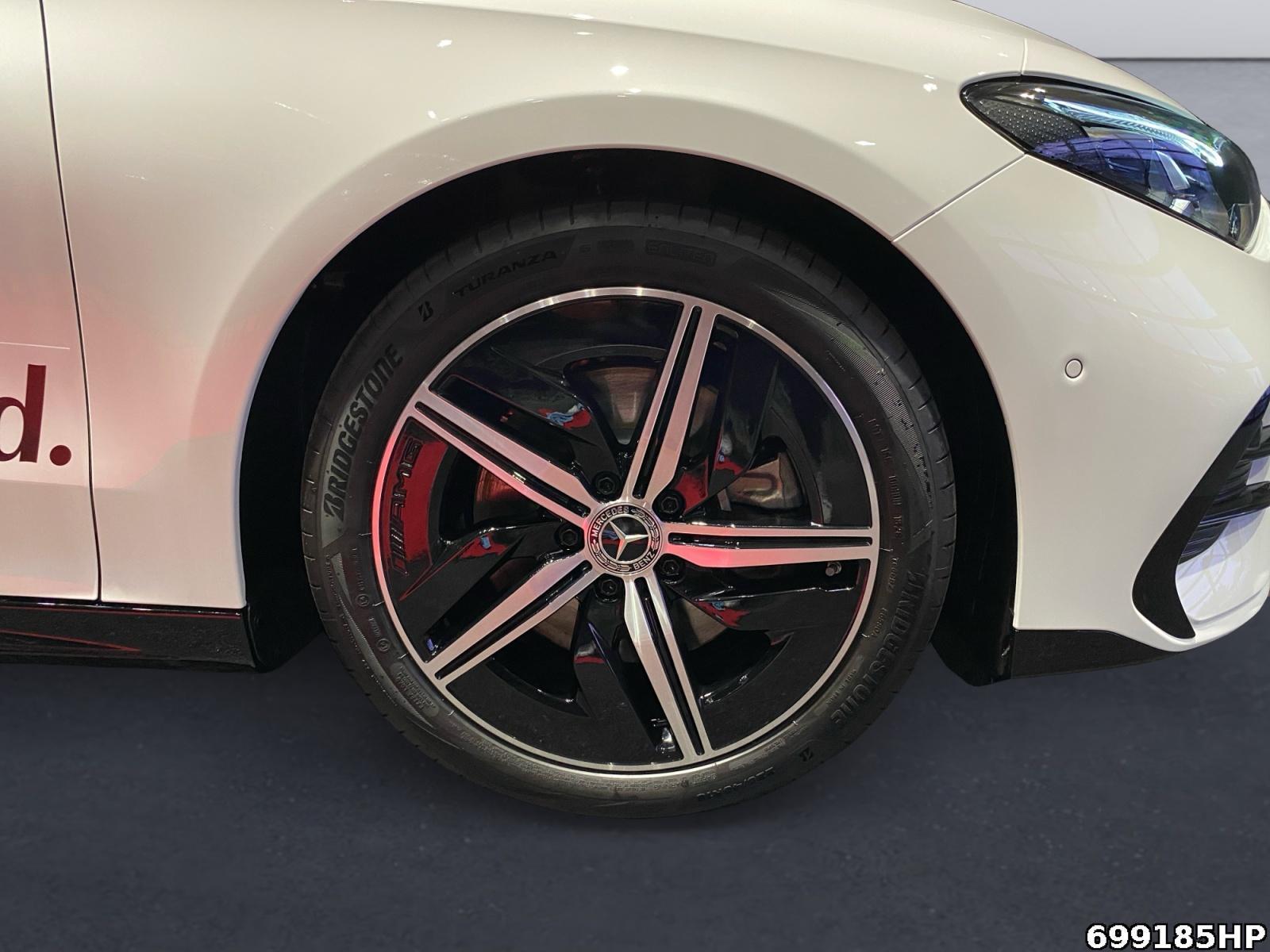 Fahrzeugabbildung Mercedes-Benz CLA 200 Shooting Brake +AMG+NIGHT+360°KAM+DISTRONIC+WINTER+