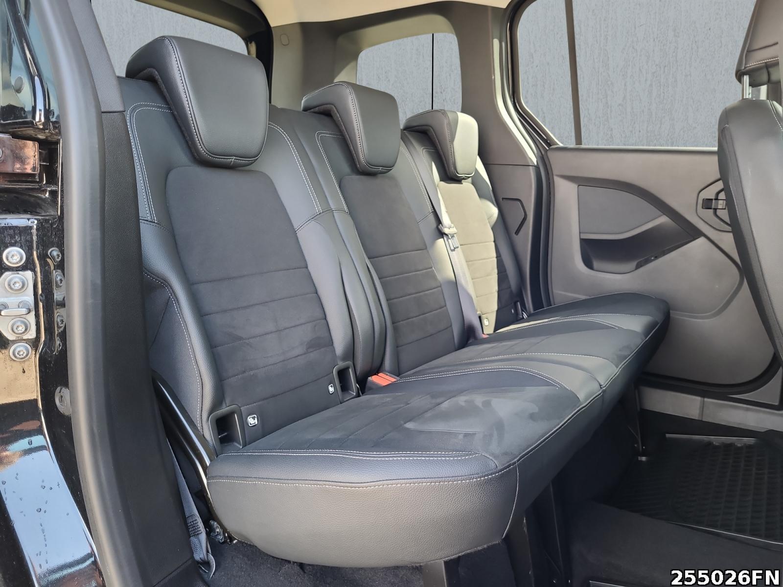 Fahrzeugabbildung Mercedes-Benz T-Klasse STYLE 6-G*LED*Park-P*Tempo*Navi*Klima*