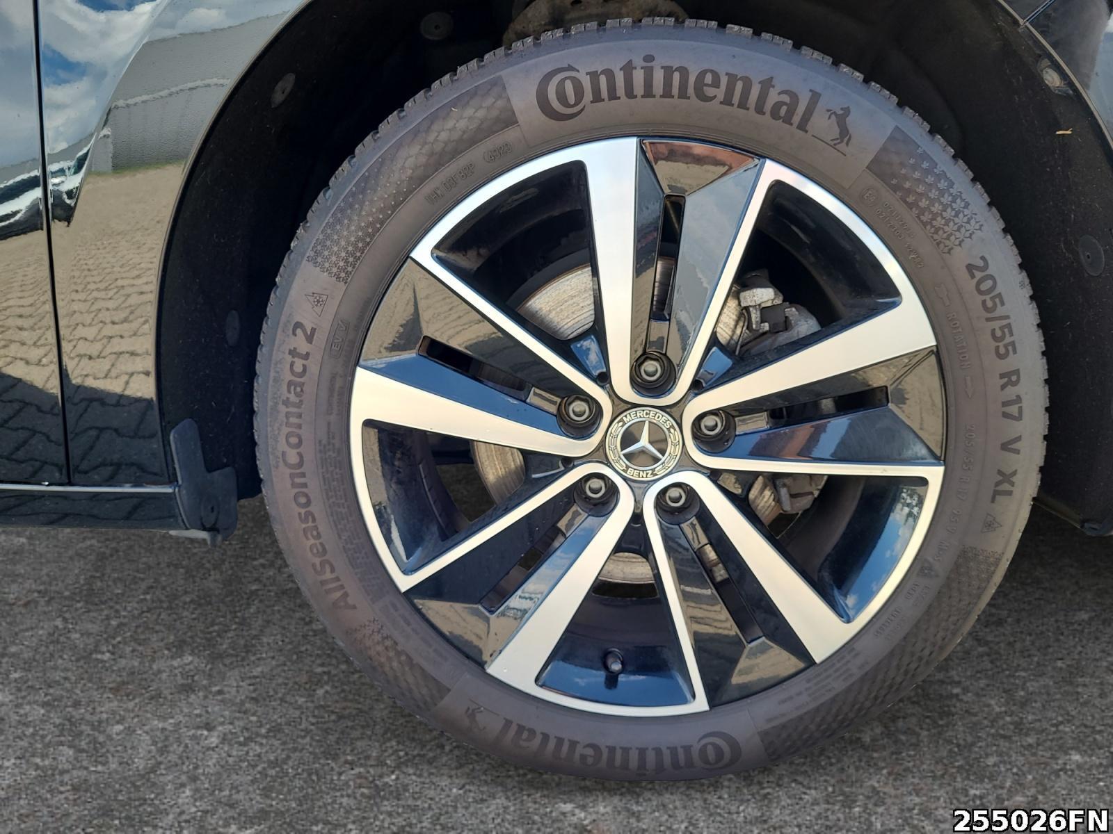 Fahrzeugabbildung Mercedes-Benz T-Klasse STYLE 6-G*LED*Park-P*Tempo*Navi*Klima*