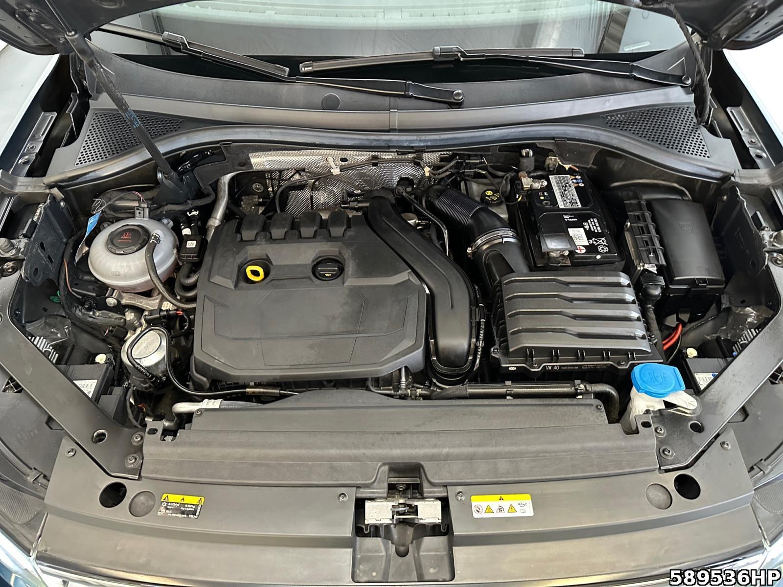 Fahrzeugabbildung Volkswagen Tiguan ACC R-Line AHK Carplay