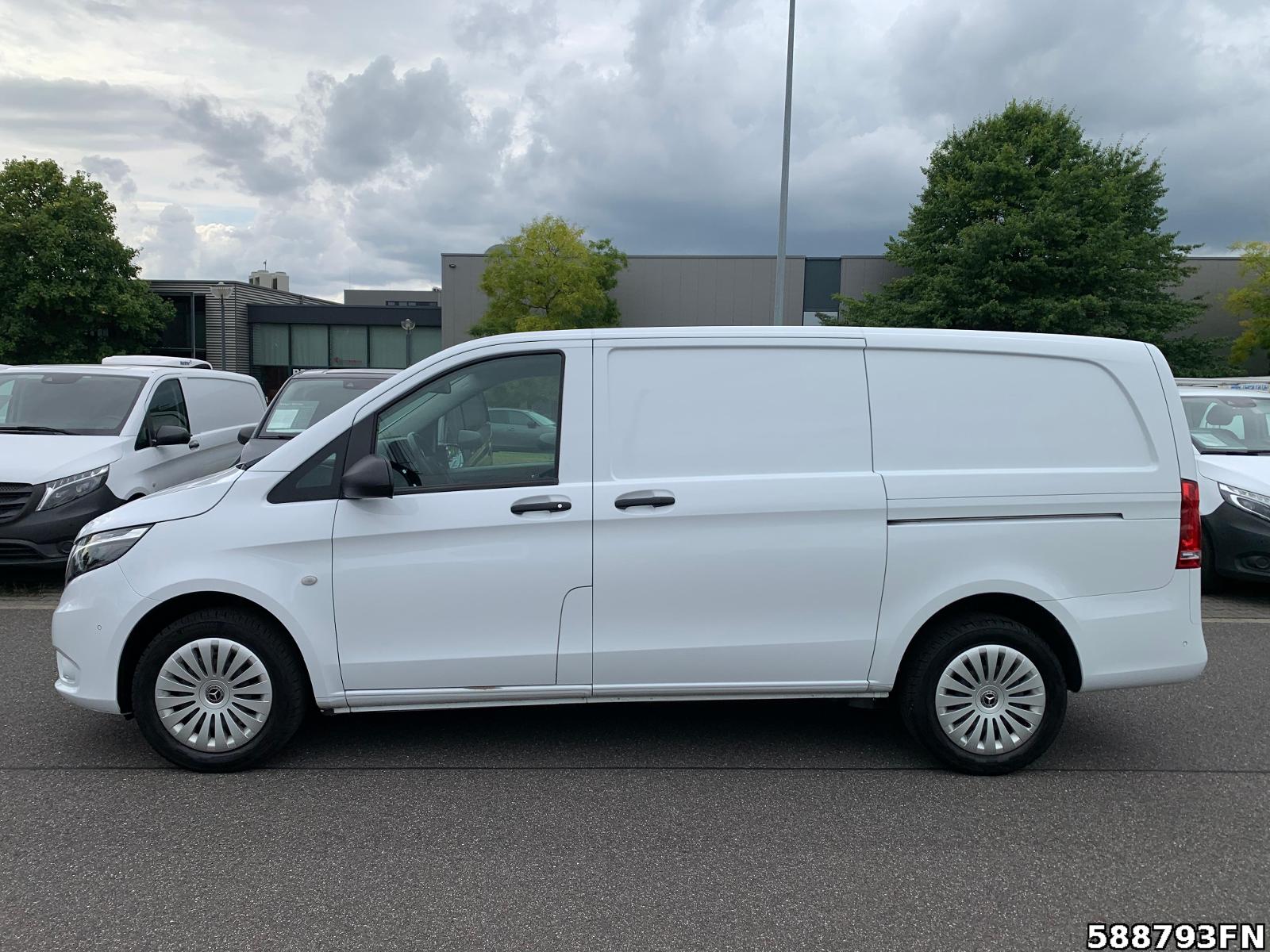 Fahrzeugabbildung Mercedes-Benz Vito 116 L 4x4 *LED*2 x SCHIEBETÜR*AHK*DISTRONIC