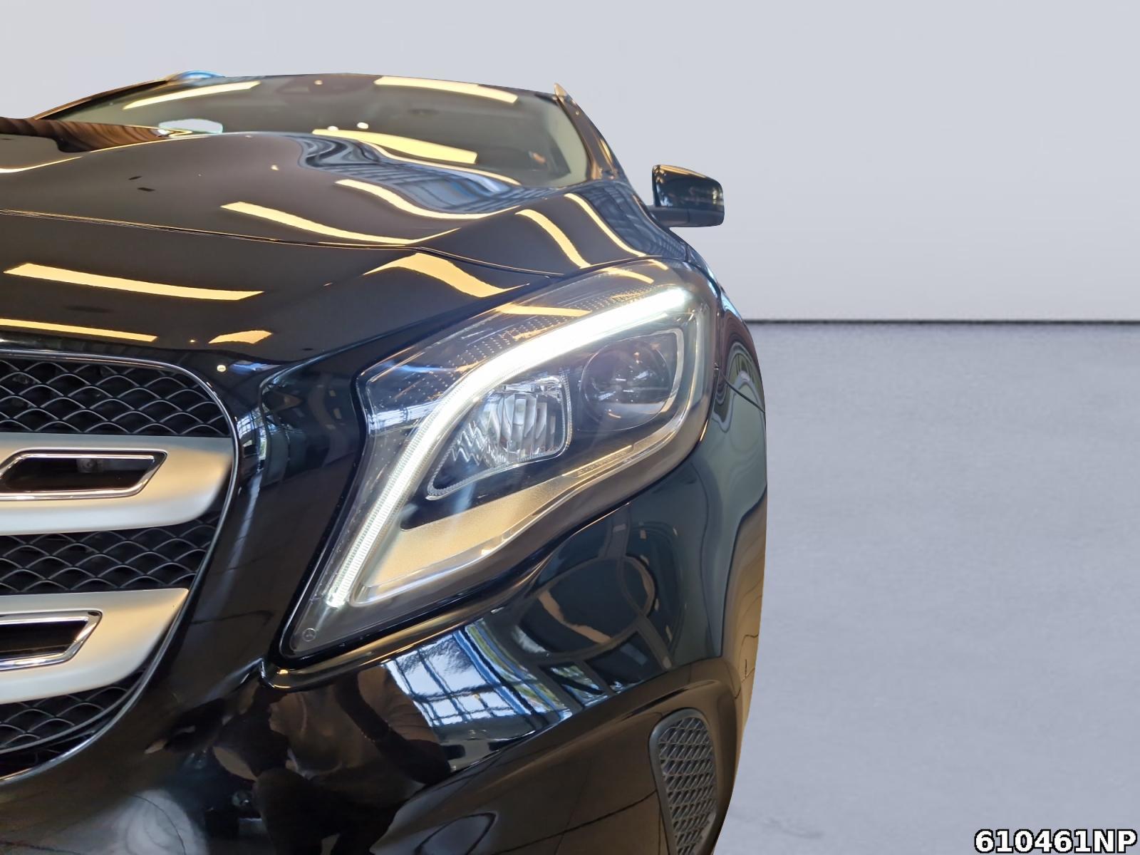 Fahrzeugabbildung Mercedes-Benz GLA 200 Urban Panorama Kamera LED Navi