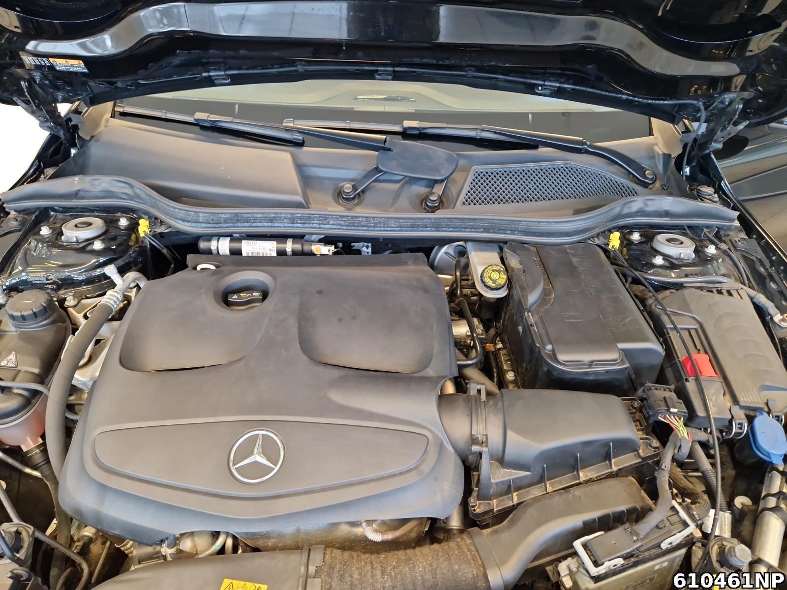 Fahrzeugabbildung Mercedes-Benz GLA 200 Urban Panorama Kamera LED Navi