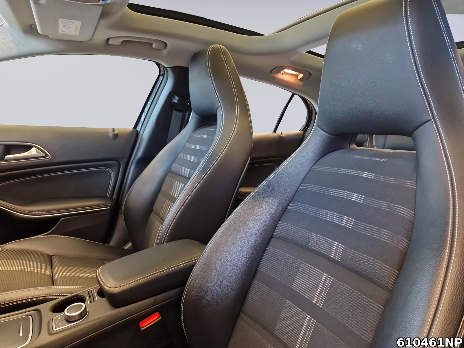Fahrzeugabbildung Mercedes-Benz GLA 200 Urban Panorama Kamera LED Navi