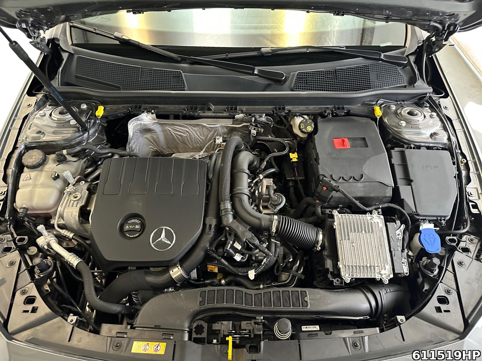 Fahrzeugabbildung Mercedes-Benz A 180 Progressive AHK Lenkradhzg Kamera Sitzhzg