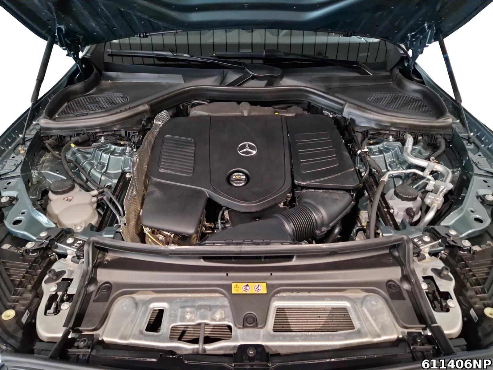 Fahrzeugabbildung Mercedes-Benz GLC 300 4M AMG Airmatic AHK Digital-Light Pano