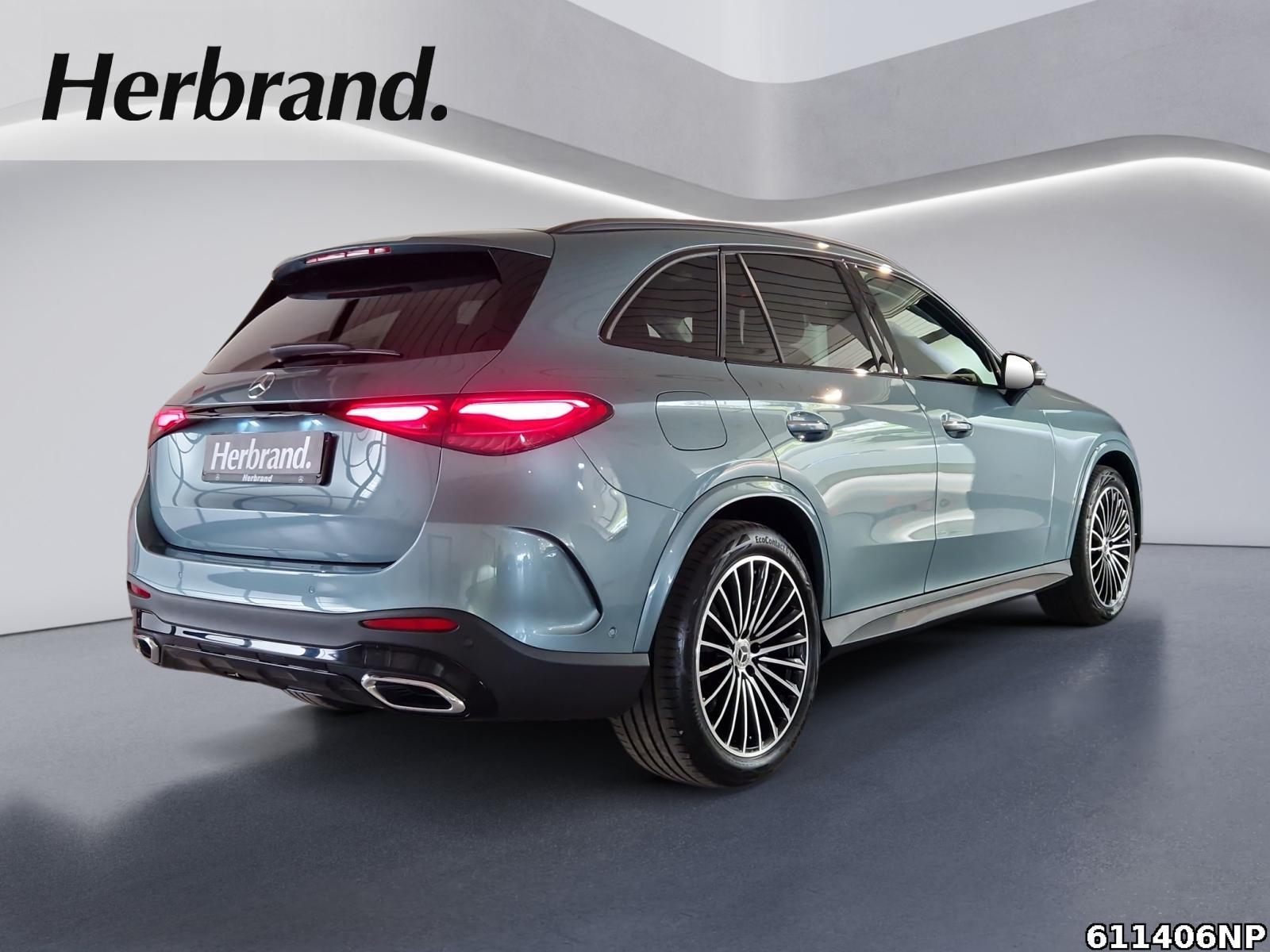 Fahrzeugabbildung Mercedes-Benz GLC 300 4M AMG Airmatic AHK Digital-Light Pano