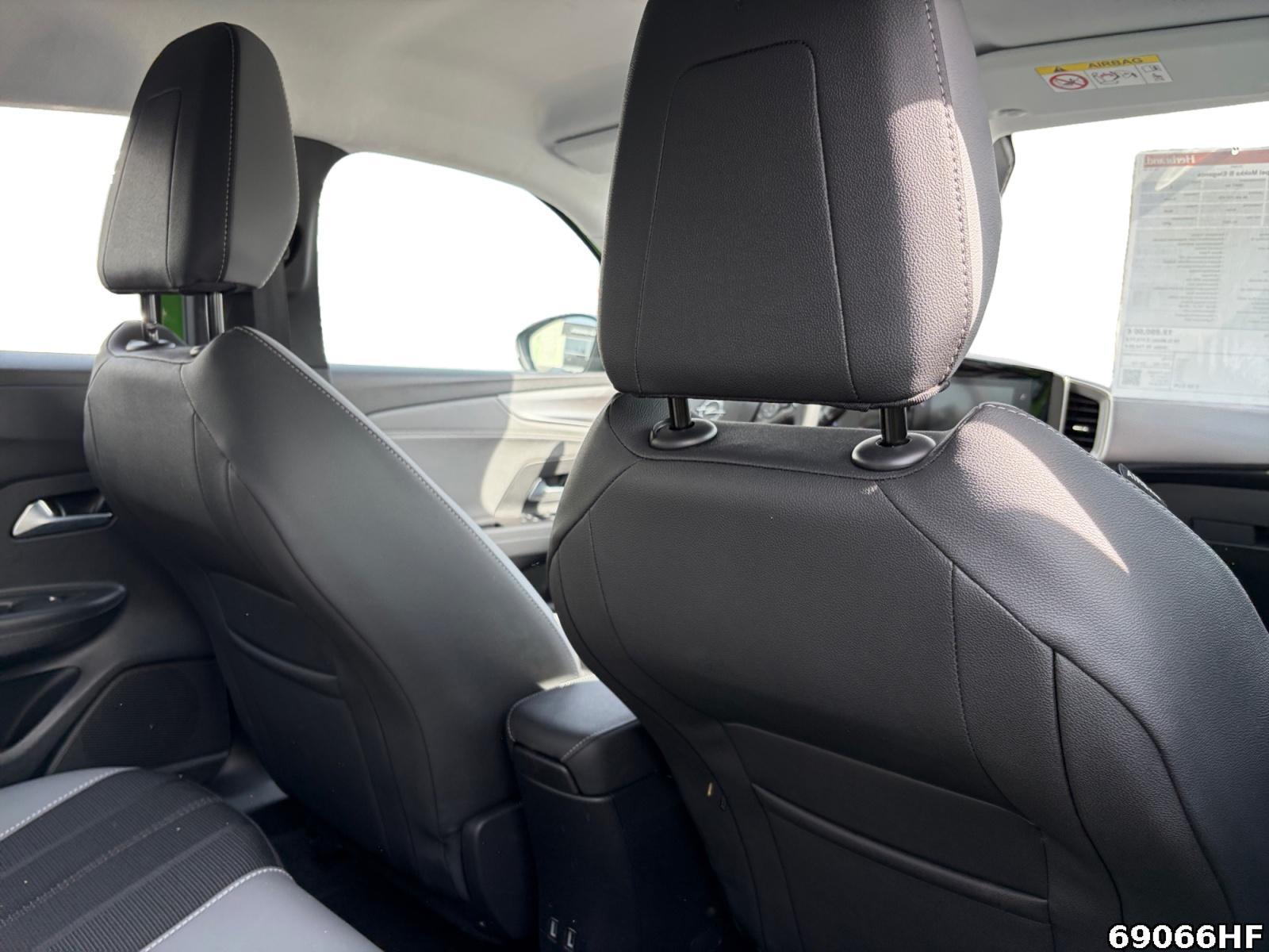 Fahrzeugabbildung Opel Mokka Elegance SHZ+KAMERA+CARPLAY+LANEASSIIST