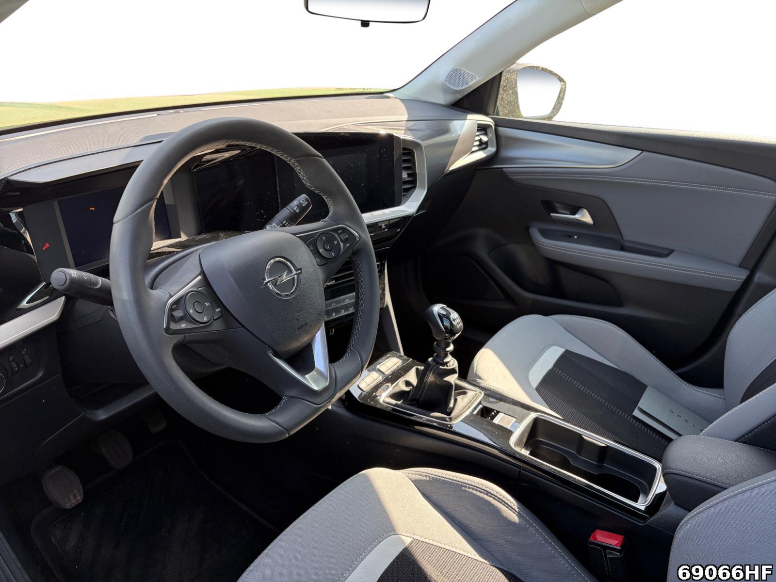 Fahrzeugabbildung Opel Mokka Elegance SHZ+KAMERA+CARPLAY+LANEASSIIST