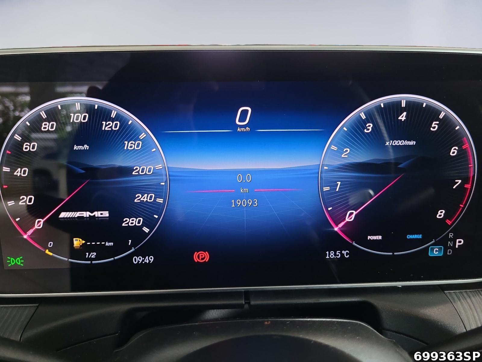 Fahrzeugabbildung Mercedes-Benz CLE 53 AMG 4M+ Pano Night Digital Light 360° Memory