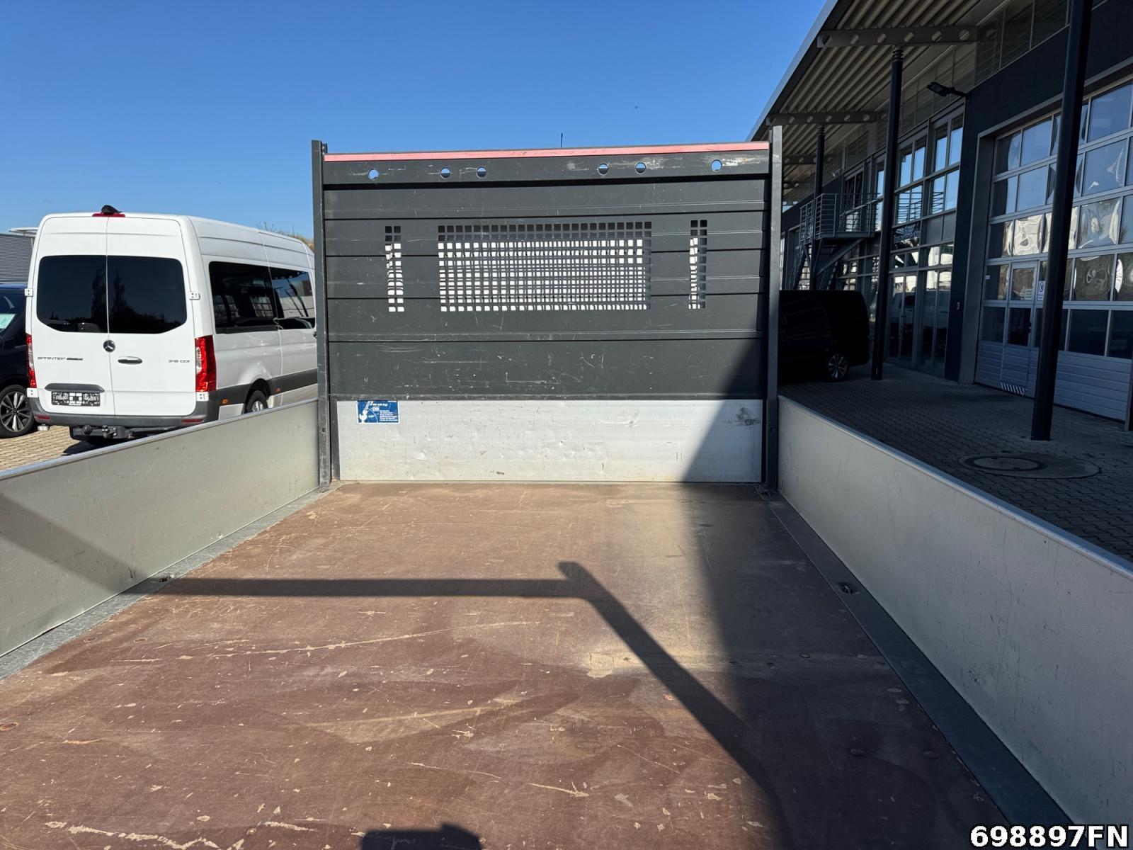 Fahrzeugabbildung Mercedes-Benz Sprinter 317 CDI Pritsche *AHK 3,5 to*Automatik*