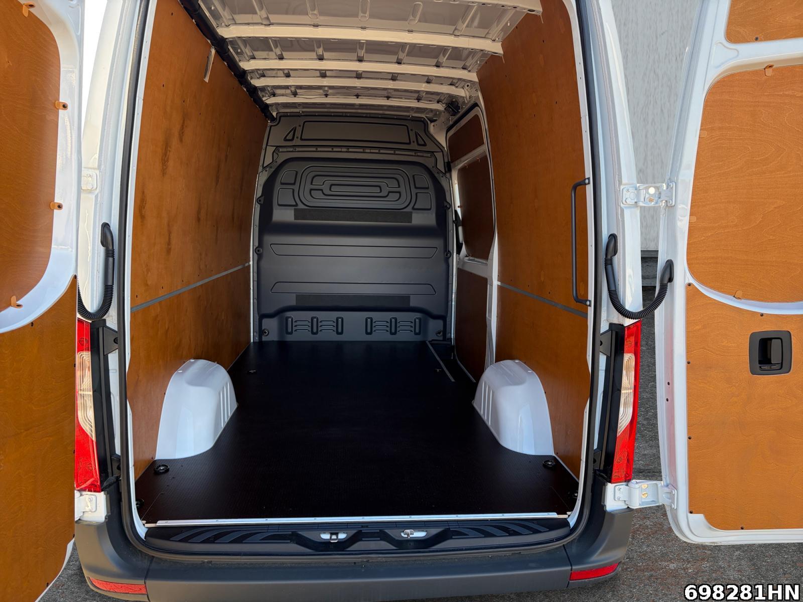 Fahrzeugabbildung Mercedes-Benz Sprinter 311 CDI *MBUX*DAB*KLIMA*RFK*HOLZB