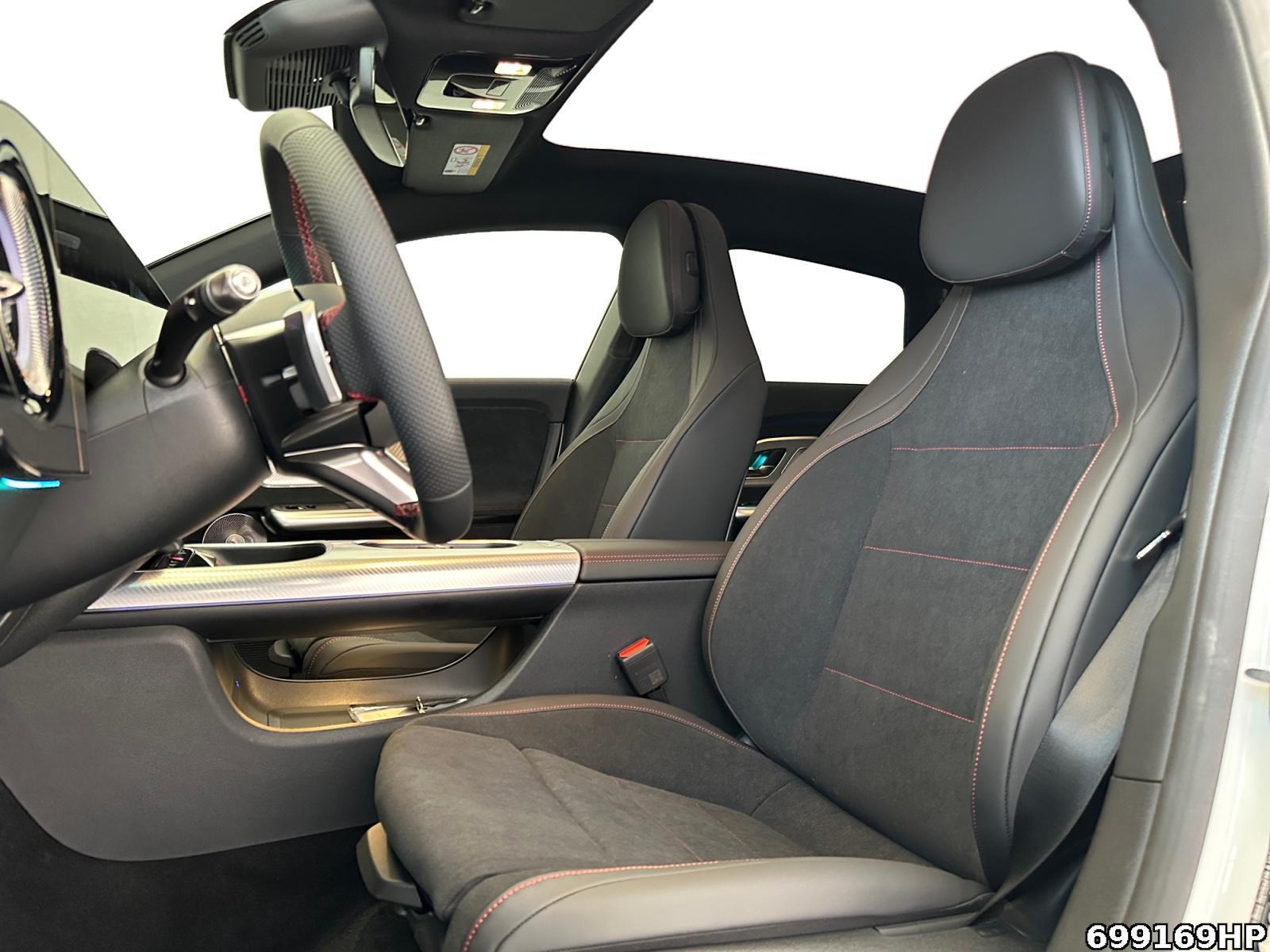 Fahrzeugabbildung Mercedes-Benz CLA 200 Shooting Brake +AMG+NIGHT+PREMIUM+360°+MASSAGE+HUD+