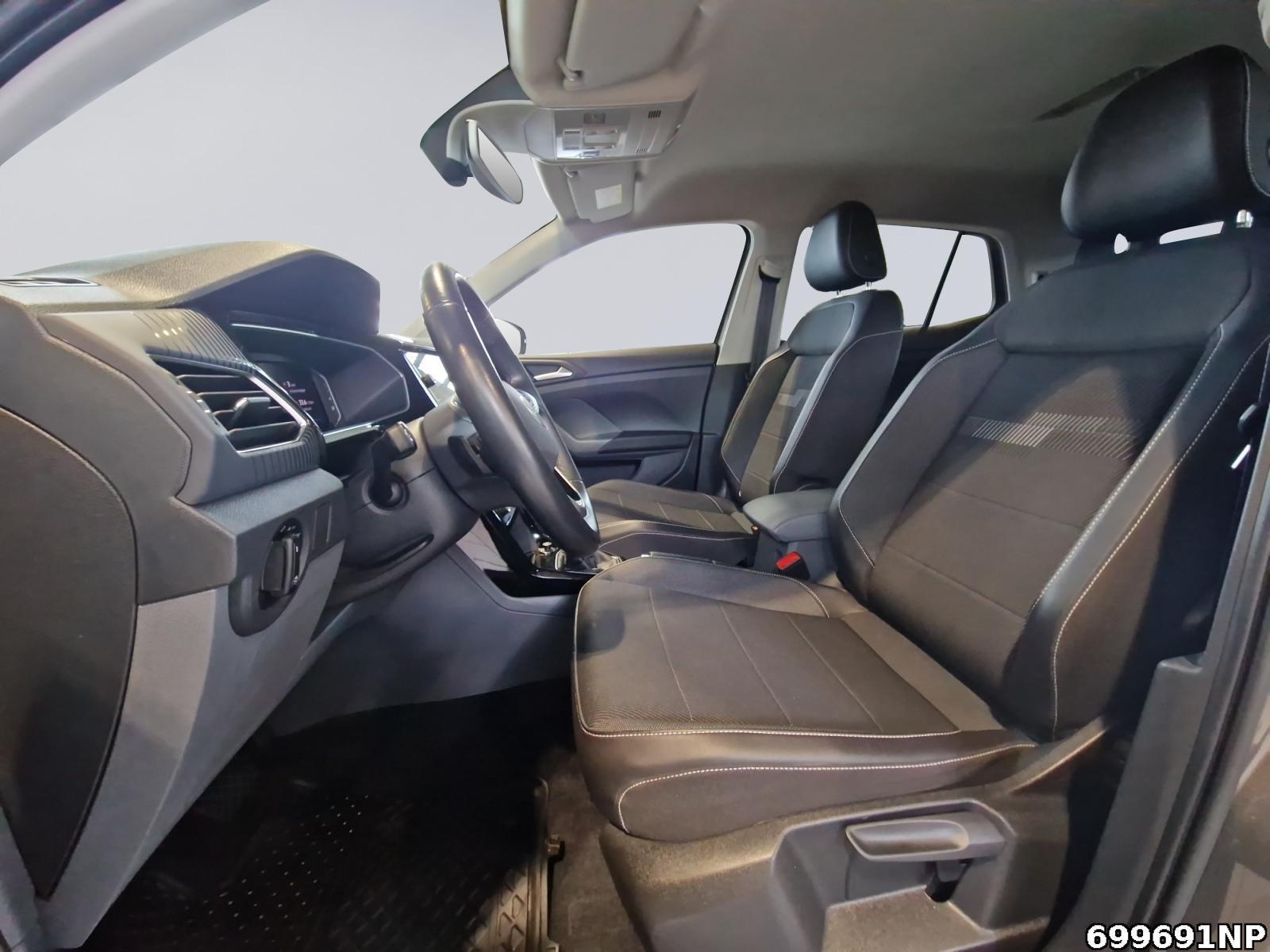 Fahrzeugabbildung Volkswagen T-Cross 1.0 TSI Style DAB+ Rückfahrkamera PDC