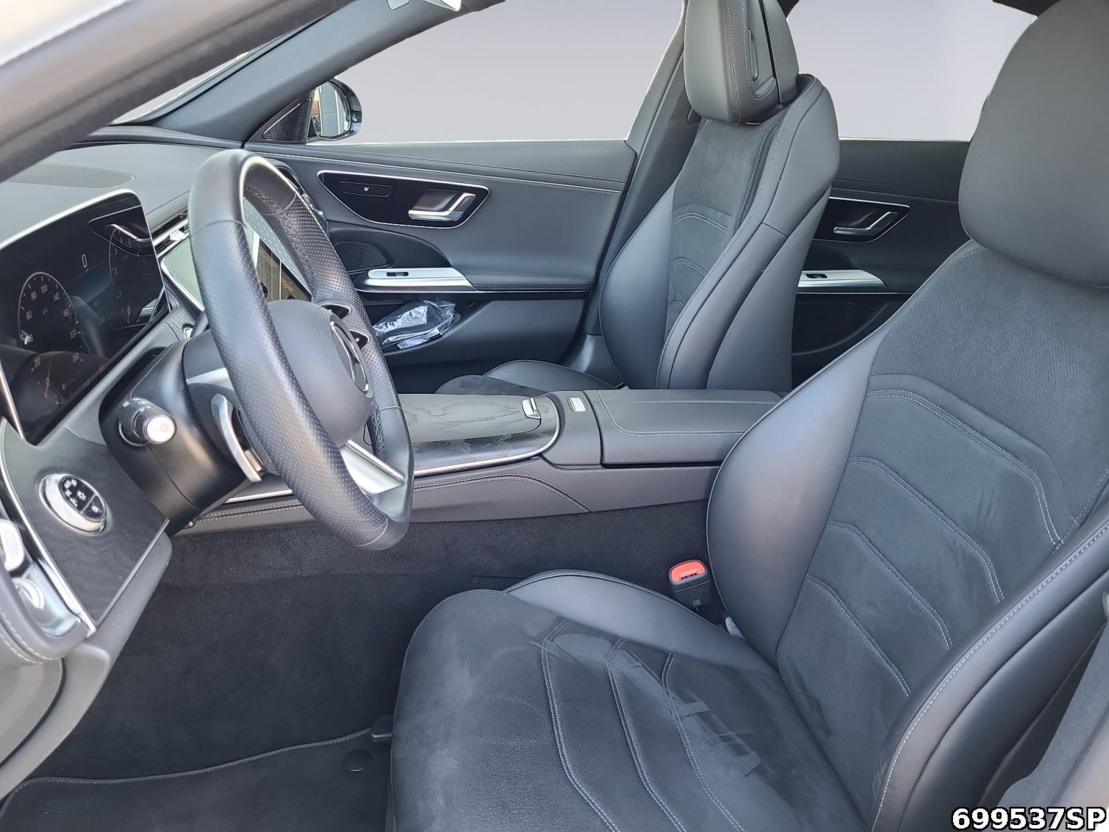 Fahrzeugabbildung Mercedes-Benz E 200 AMG Pano KEYLESS Ambiente DISTRONIC Night