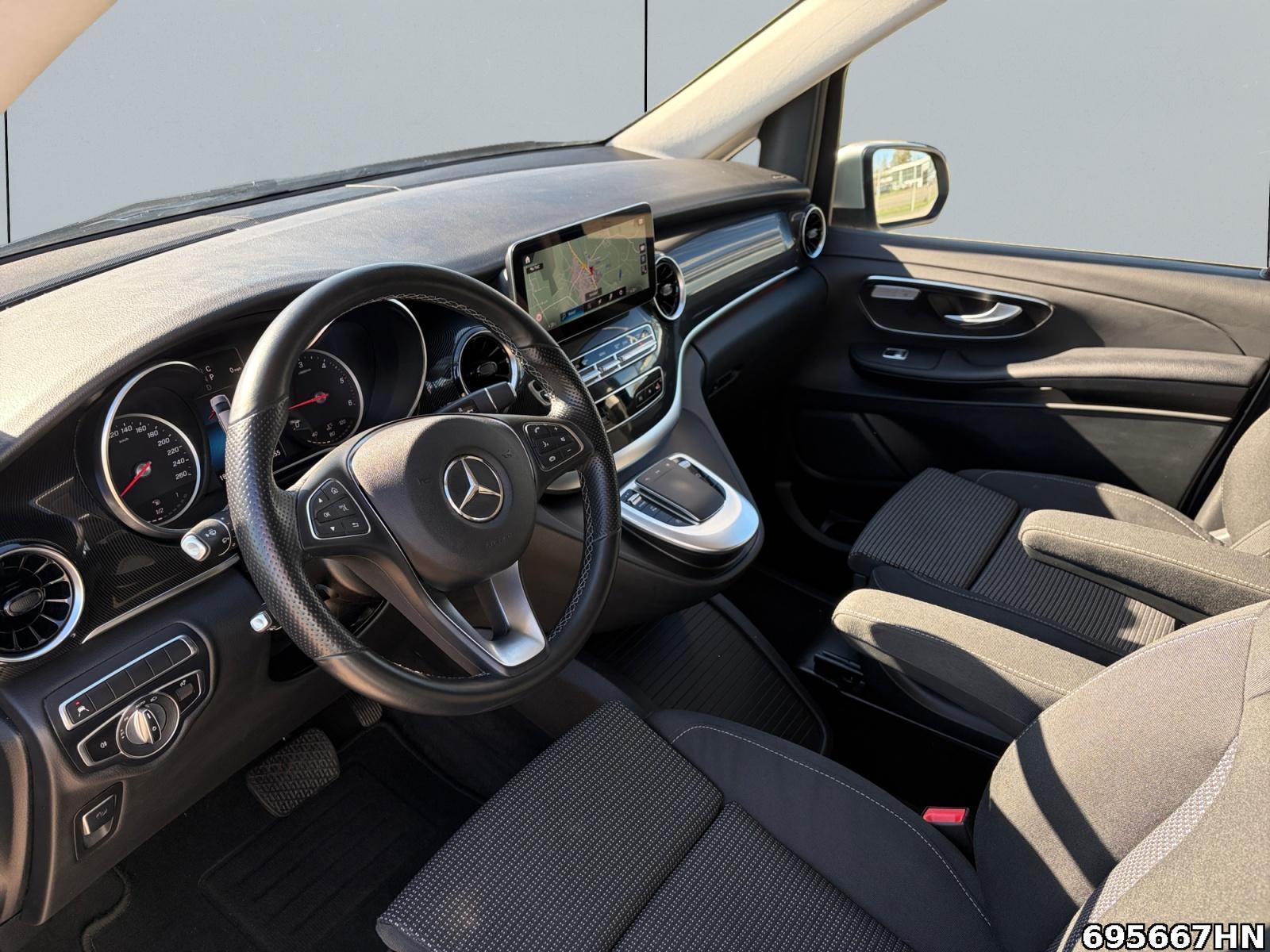 Fahrzeugabbildung Mercedes-Benz V 220 ED/L *LED*Distronic*AHK*7-Sitzer*MBUX*