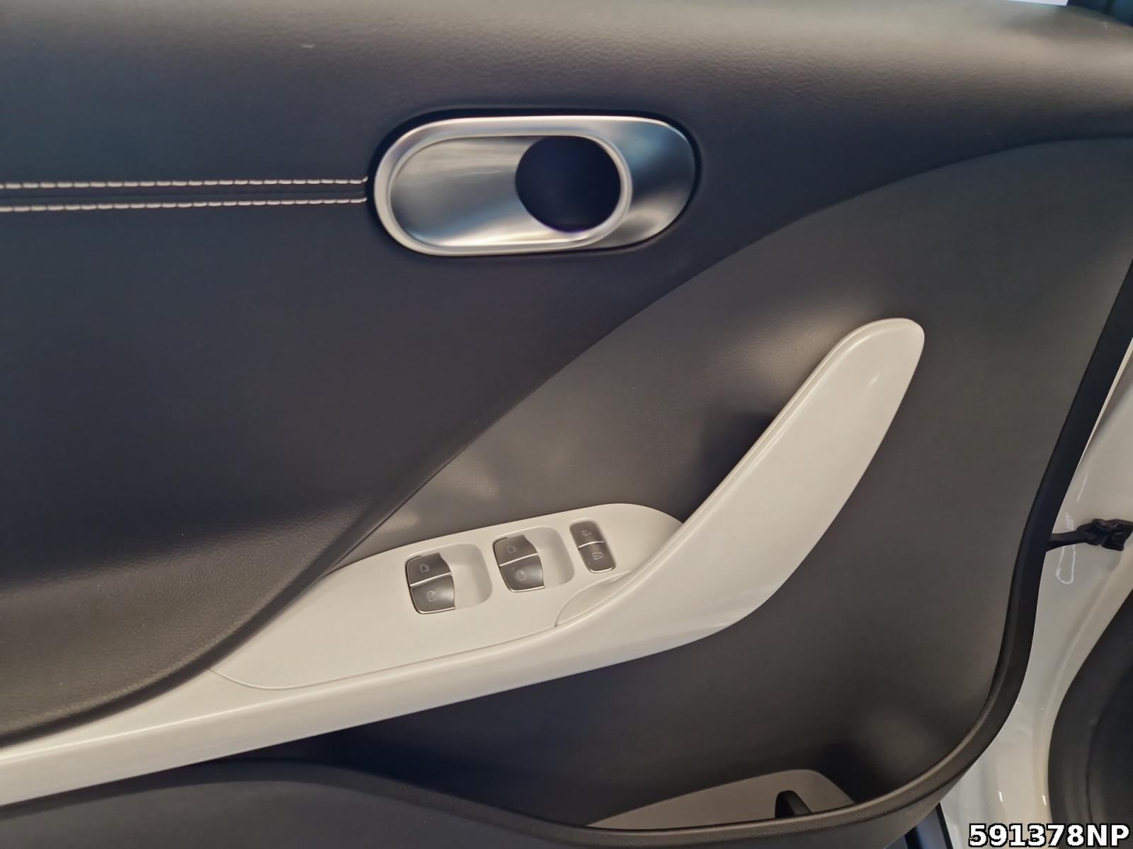 Fahrzeugabbildung Smart ONE Pulse Panorama Ambiente Head-Up 360° Kamera