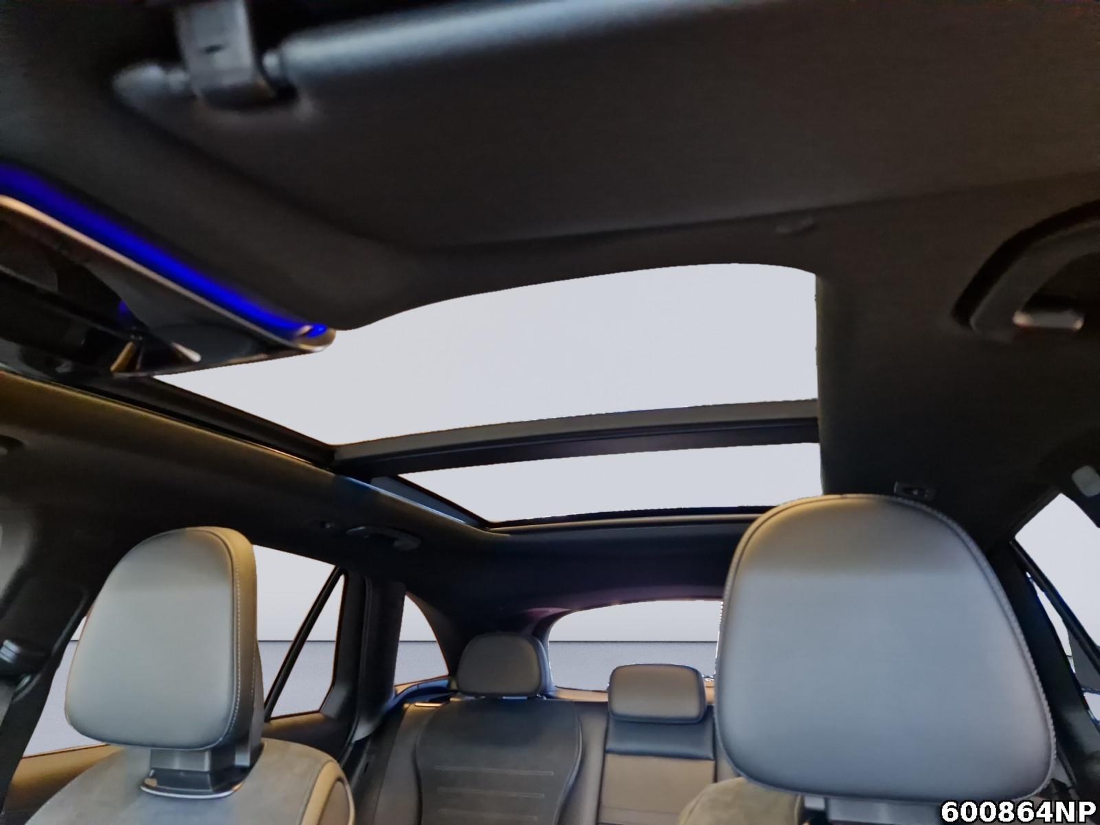 Fahrzeugabbildung Mercedes-Benz GLC 300 d 4M AMG Pano AHK Burmester DigitalLight