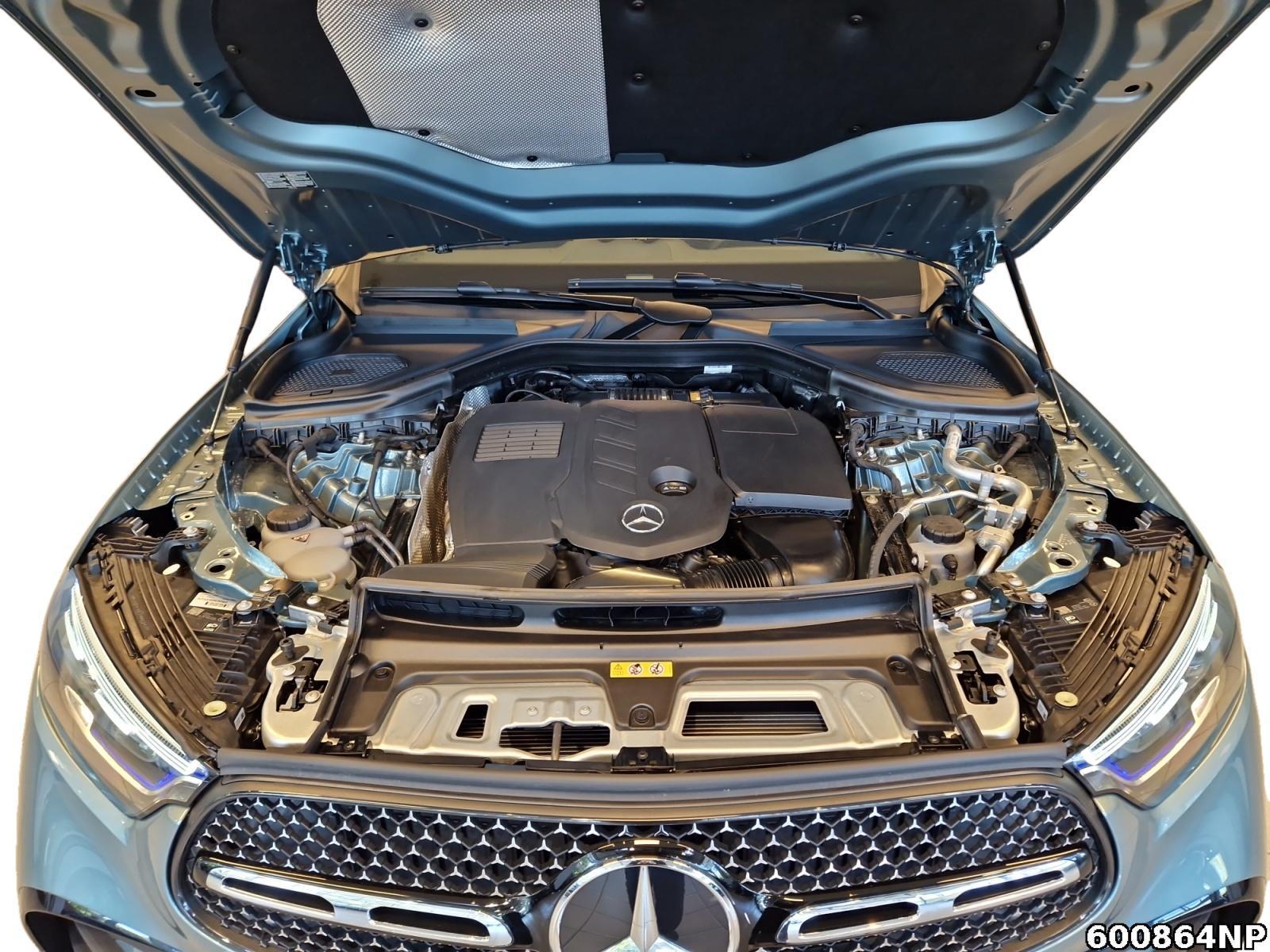 Fahrzeugabbildung Mercedes-Benz GLC 300 d 4M AMG Pano AHK Burmester DigitalLight