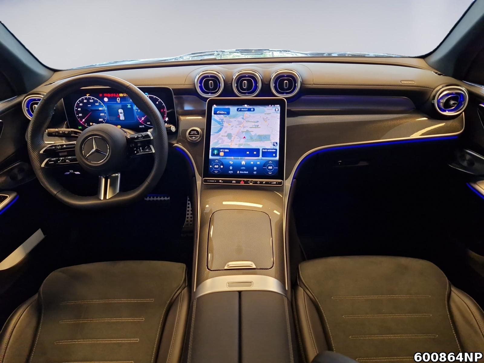 Fahrzeugabbildung Mercedes-Benz GLC 300 d 4M AMG Pano AHK Burmester DigitalLight