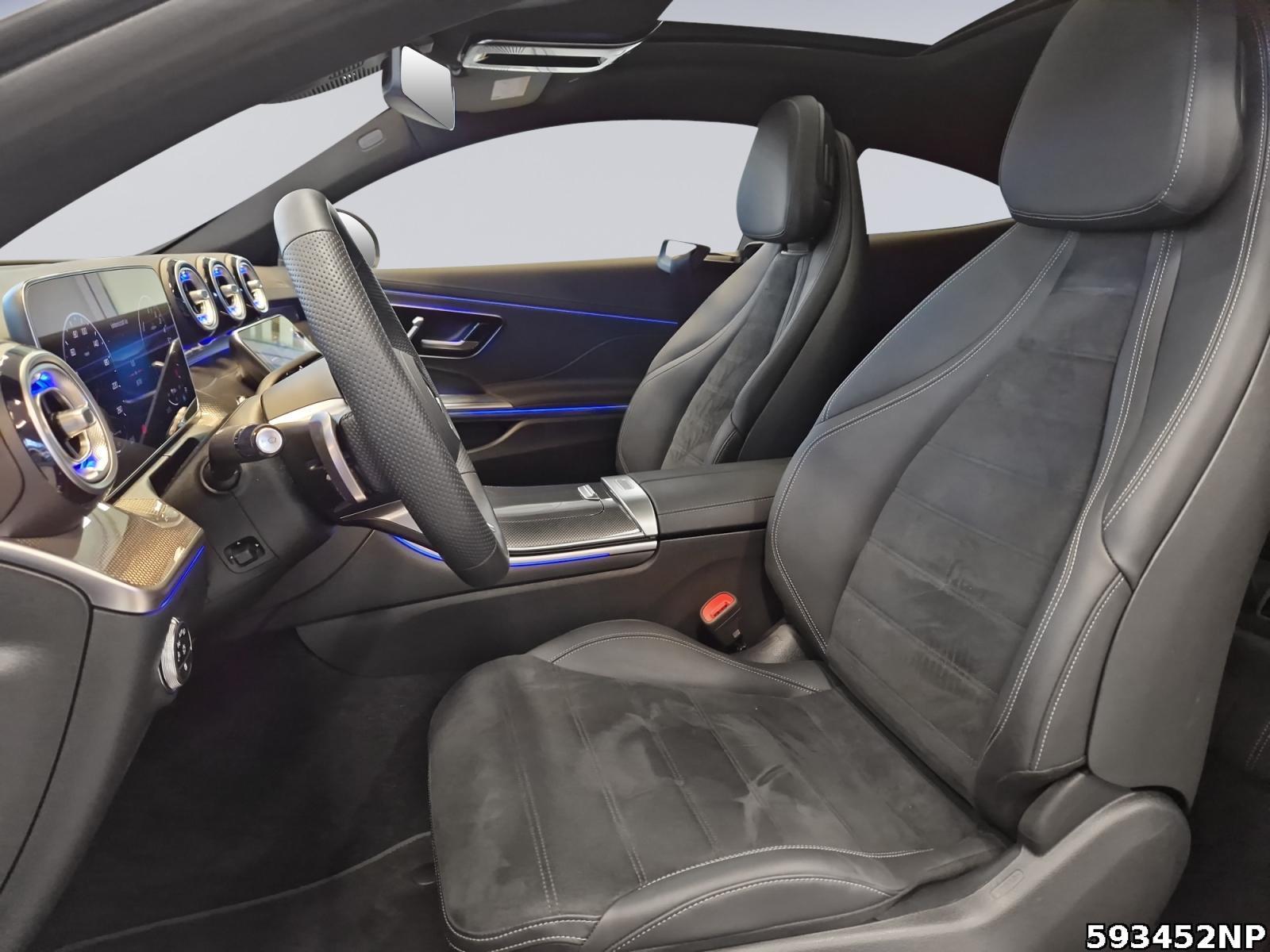 Fahrzeugabbildung Mercedes-Benz CLE 300 e AMG Digital-Light Distronic Pano 360°