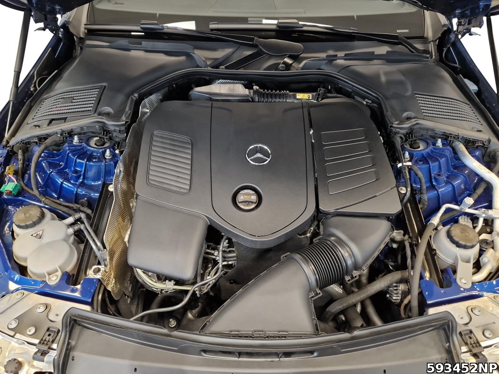Fahrzeugabbildung Mercedes-Benz CLE 300 e AMG Digital-Light Distronic Pano 360°
