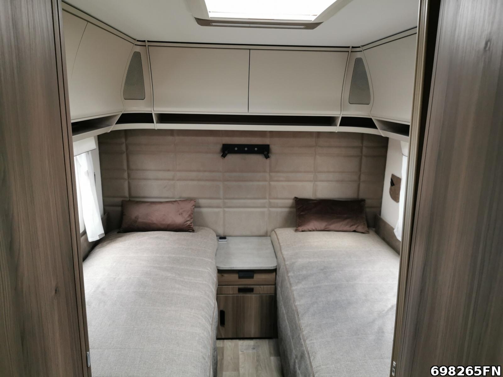 Fahrzeugabbildung Kabe Royal 560 GLE B2 2027