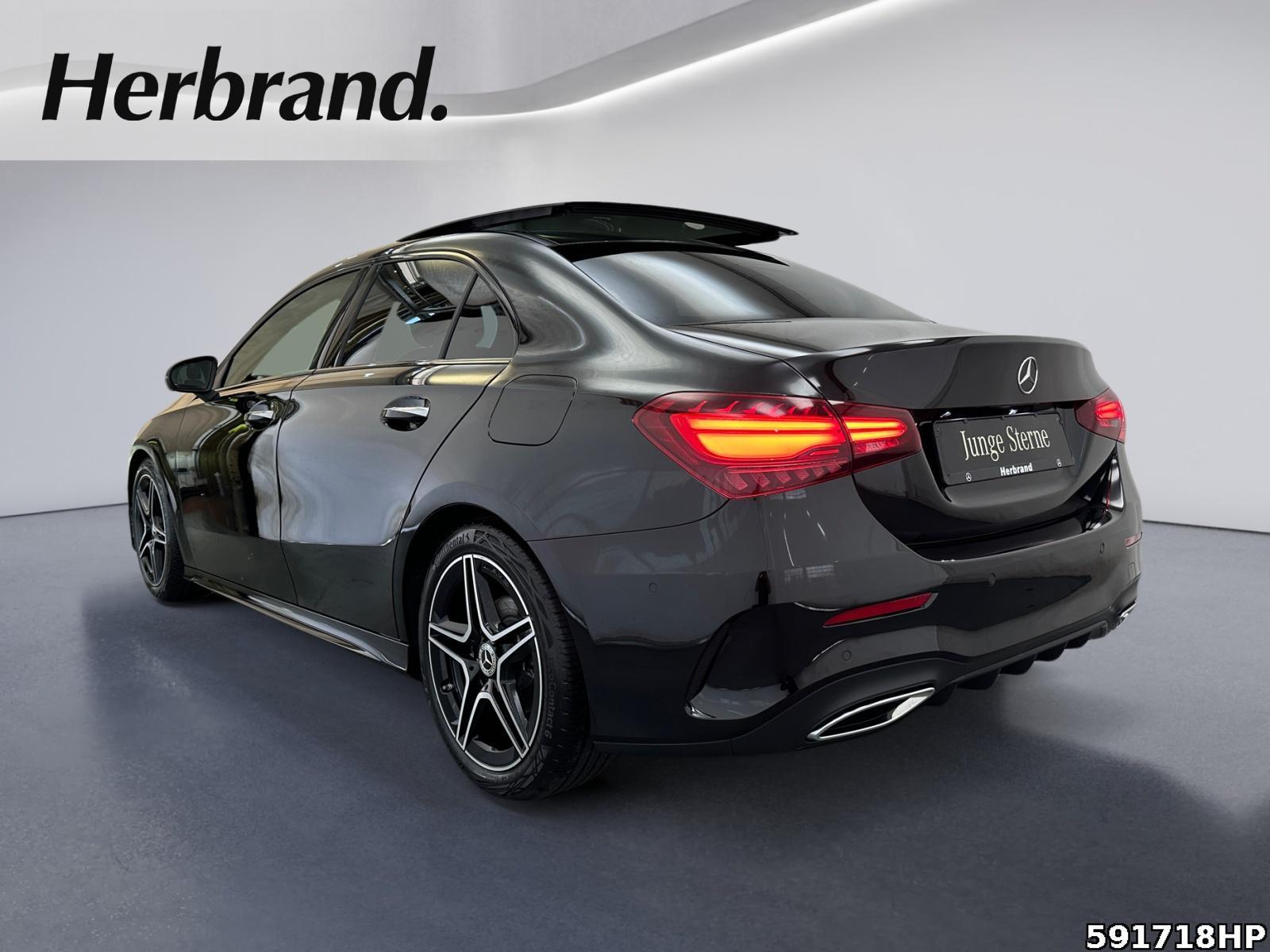 Fahrzeugabbildung Mercedes-Benz A 180 Limousine AMG Night Pano MULTIBEAM 360°