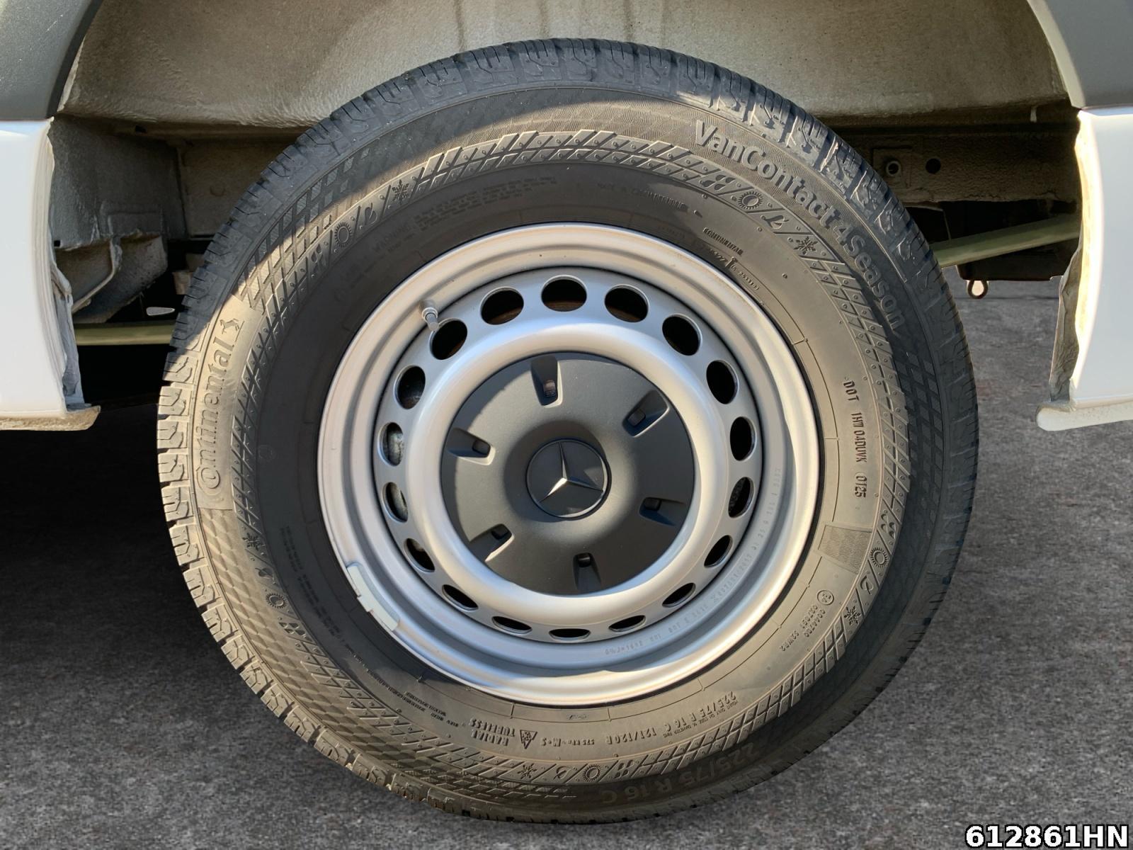 Fahrzeugabbildung Mercedes-Benz eSprinter 320 PRO L2H2 *81kw/h*LED*WINTER-PAKET*