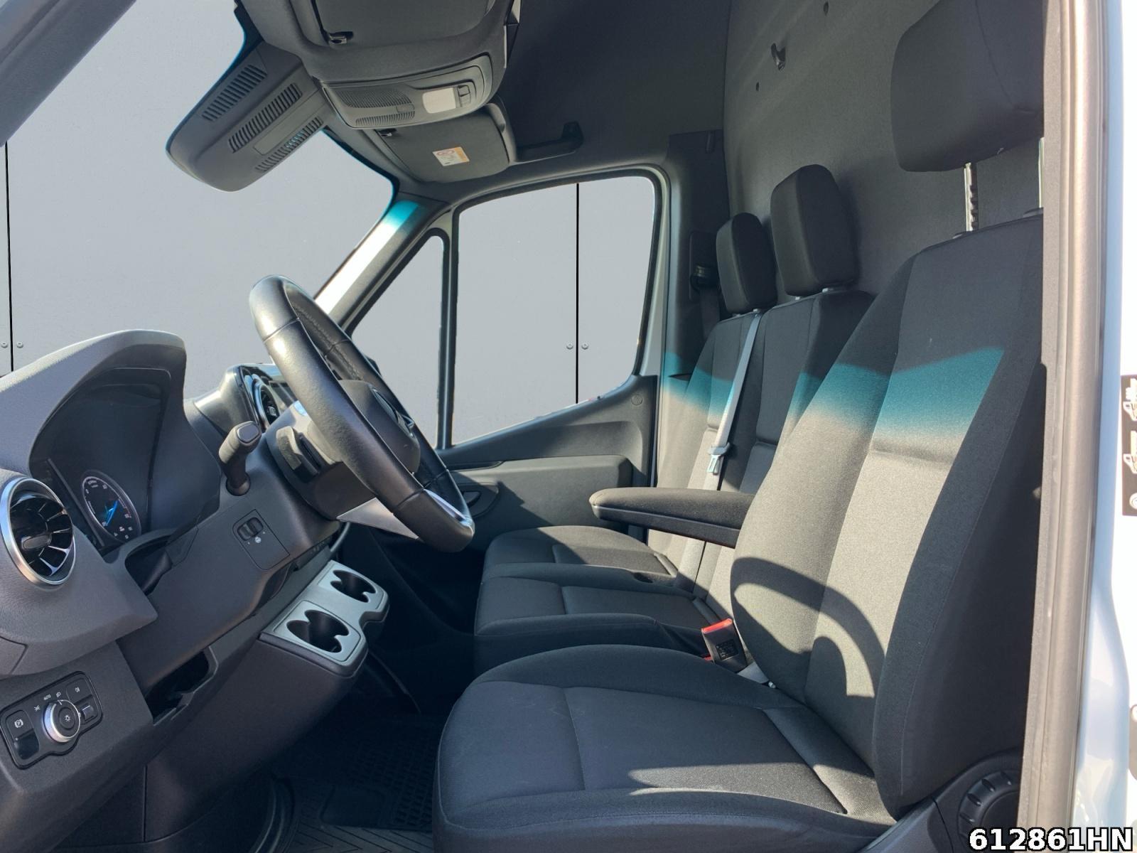 Fahrzeugabbildung Mercedes-Benz eSprinter 320 PRO L2H2 *81kw/h*LED*WINTER-PAKET*