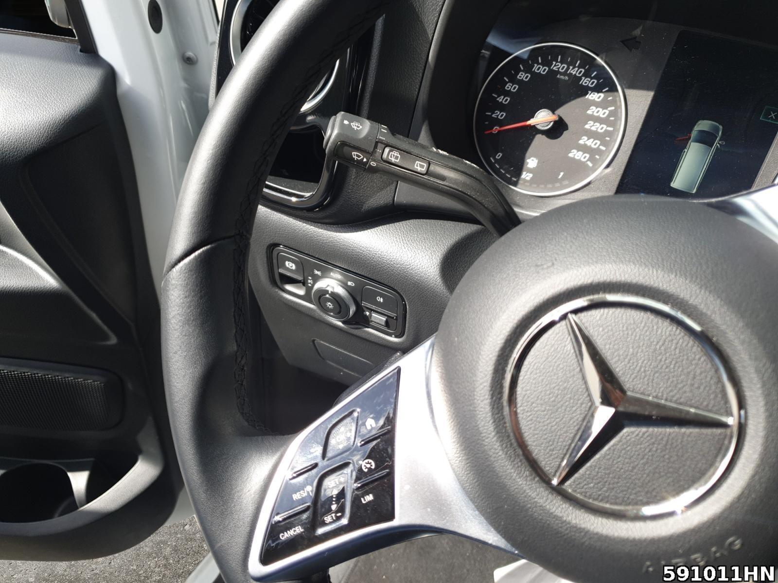 Fahrzeugabbildung Mercedes-Benz Vito 116 CDI Tourer PRO 9G*Standh*Liegep*LED*AHK