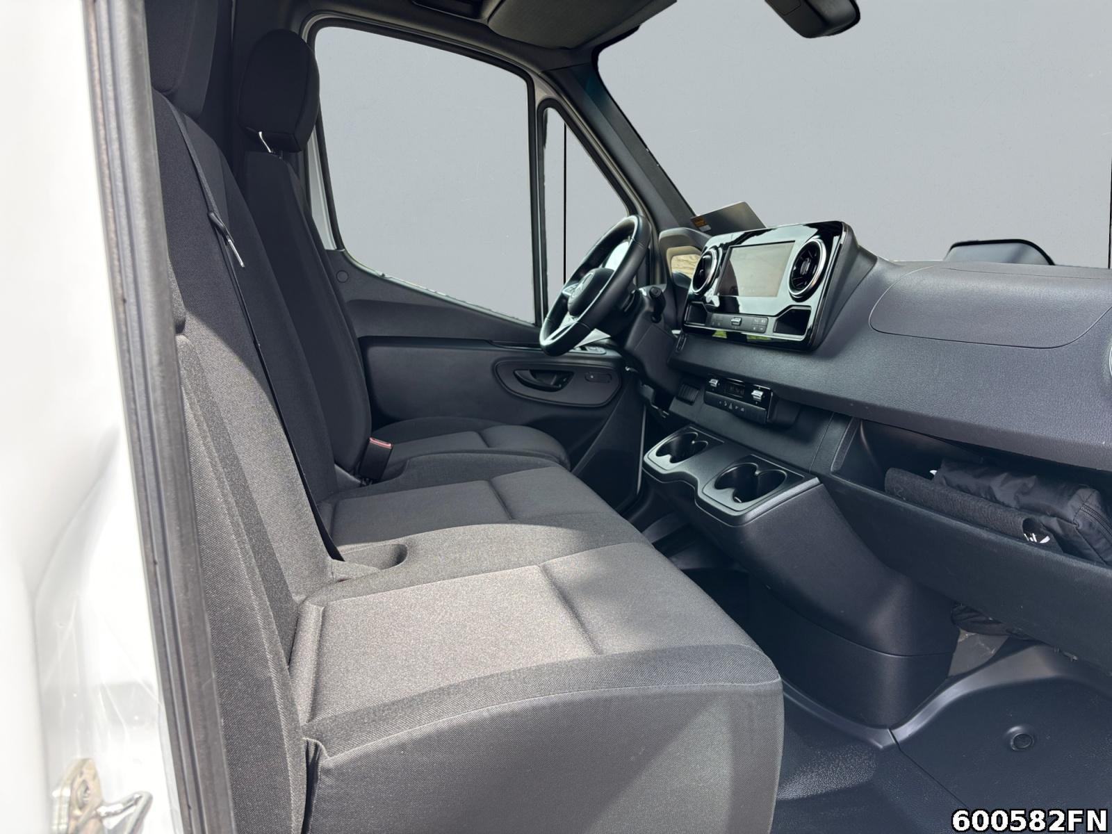 Fahrzeugabbildung Mercedes-Benz Sprinter 317 CDI Kasten PRO Hochdach Lang