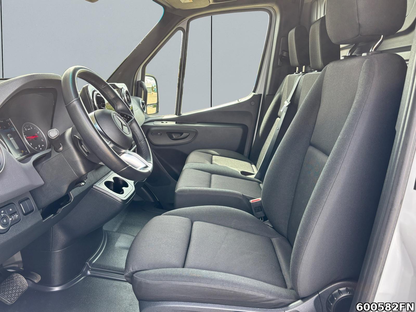 Fahrzeugabbildung Mercedes-Benz Sprinter 317 CDI Kasten PRO Hochdach Lang