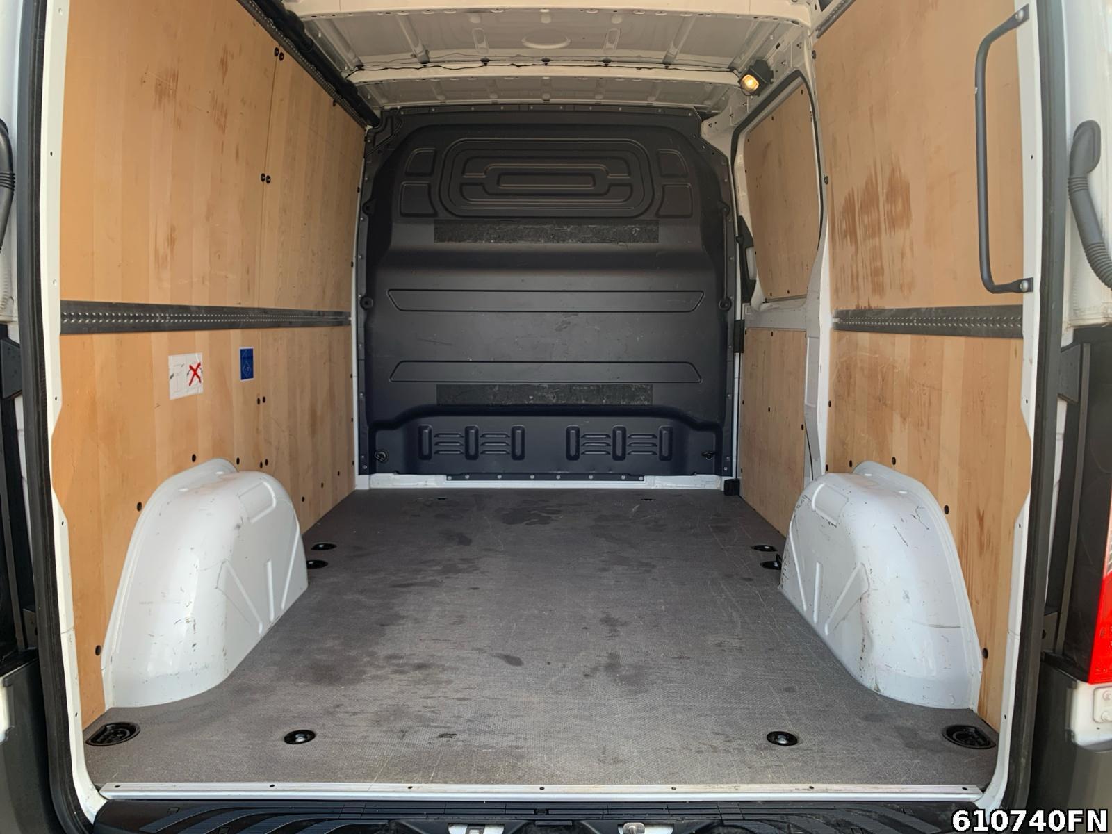 Fahrzeugabbildung Mercedes-Benz Sprinter 215 L1H1 *KLIMA**KAMERA**MBUX**CARPLAY*