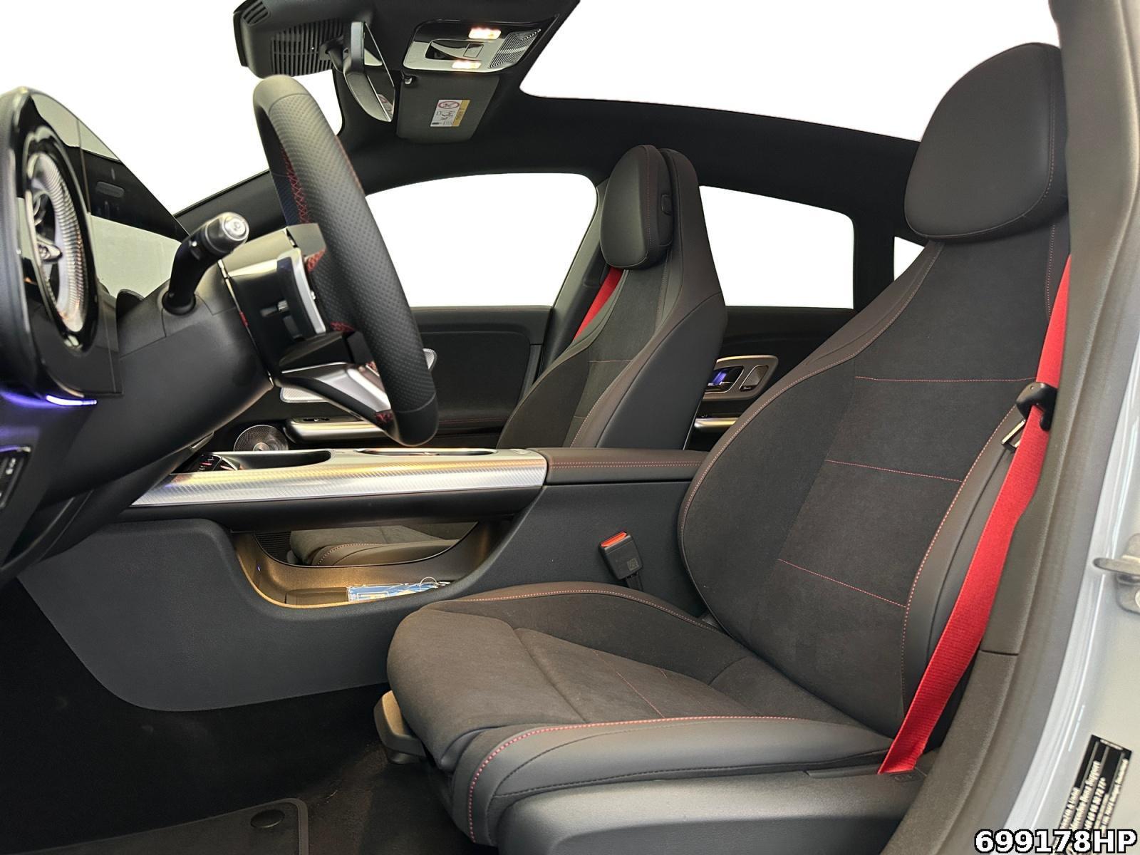 Fahrzeugabbildung Mercedes-Benz CLA 220 Shooting Brake +AHK+360°KAM+BURMESTER+HEAD-UP+AMG+