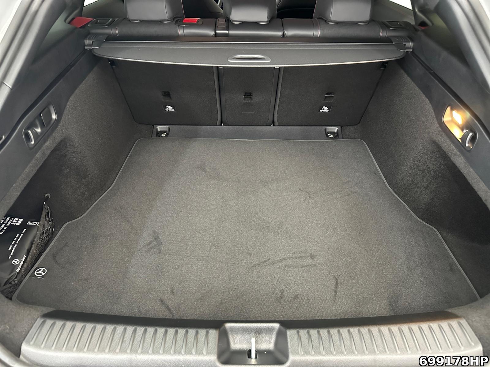Fahrzeugabbildung Mercedes-Benz CLA 220 Shooting Brake +AHK+360°KAM+BURMESTER+HEAD-UP+AMG+