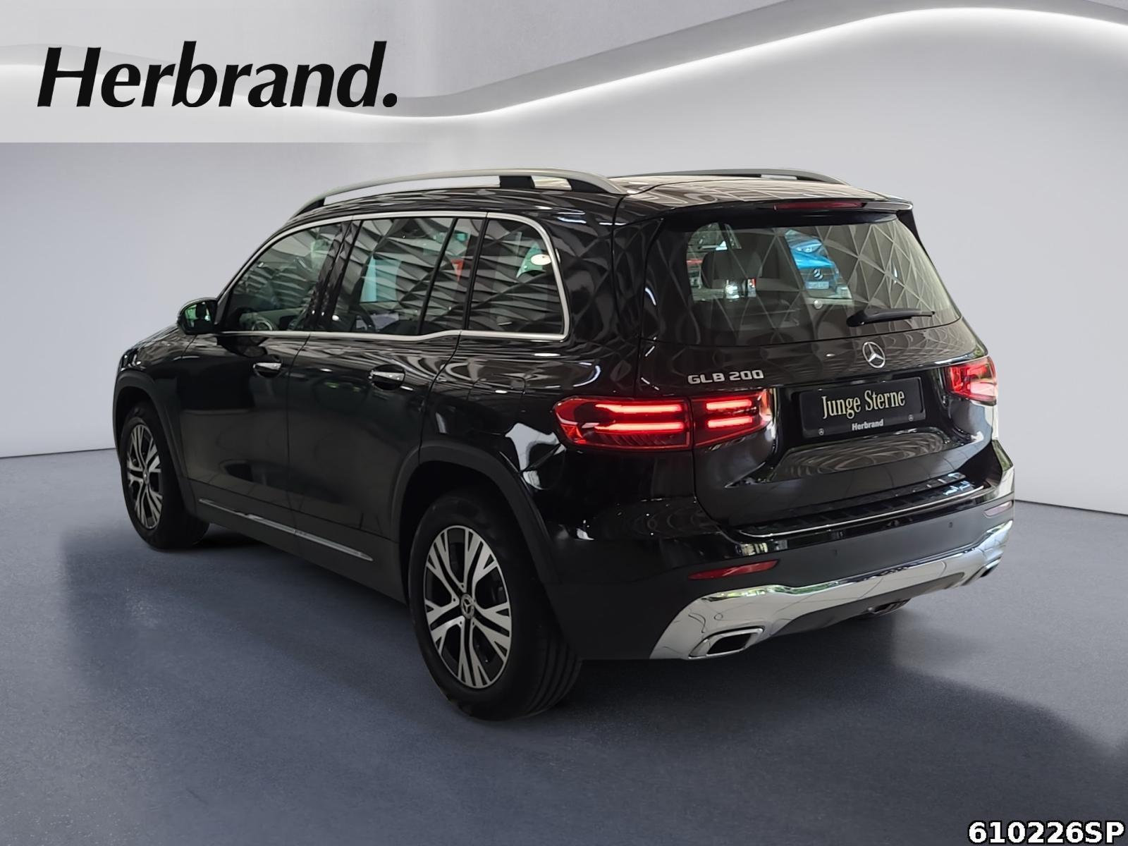 Fahrzeugabbildung Mercedes-Benz GLB 200 Progressive AHK Distronic Kamera Keyless