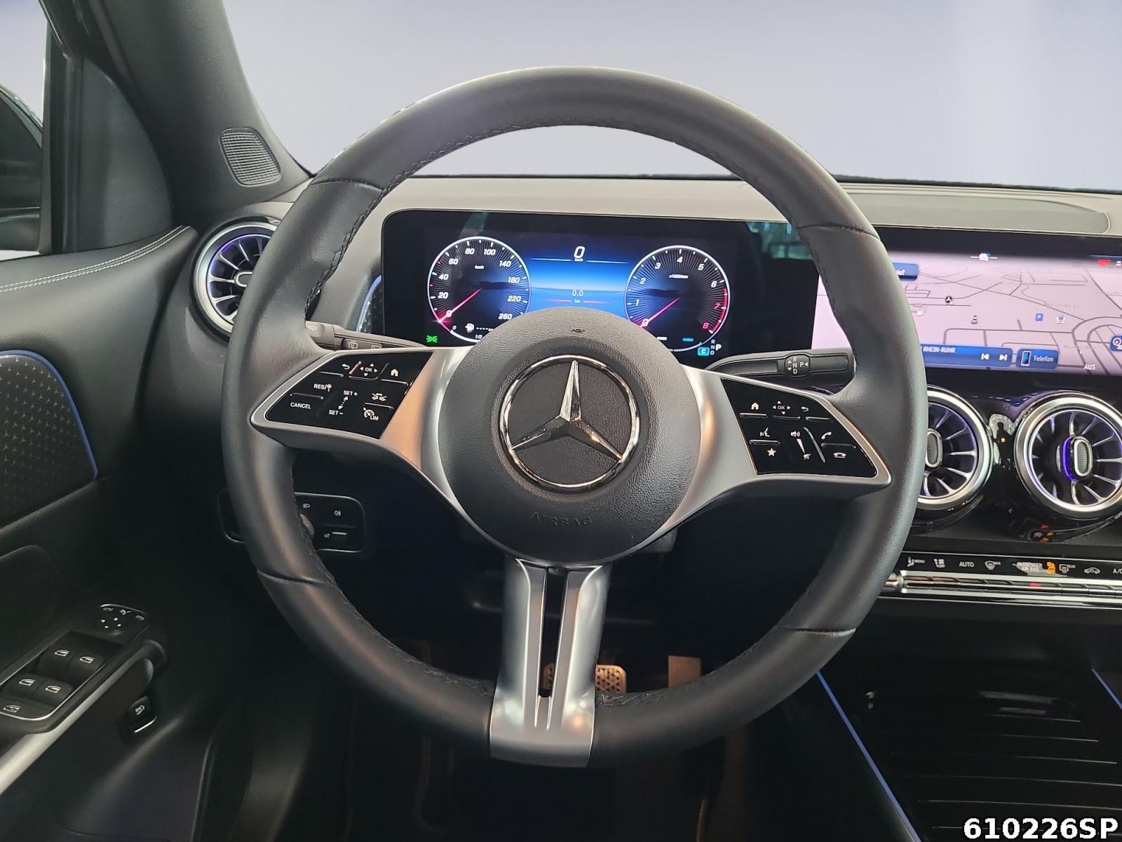 Fahrzeugabbildung Mercedes-Benz GLB 200 Progressive AHK Distronic Kamera Keyless