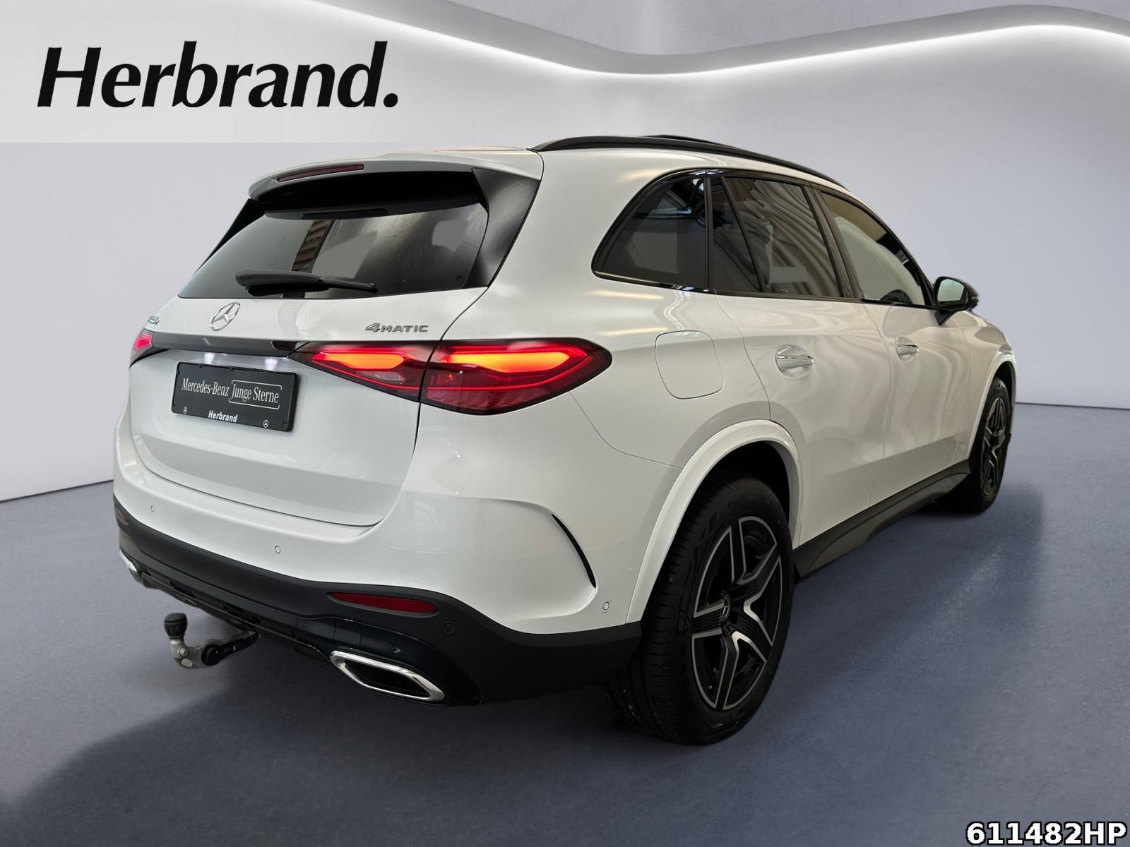 Fahrzeugabbildung Mercedes-Benz GLC 400 e 4M AMG Pano AHK Digital-Light 360°