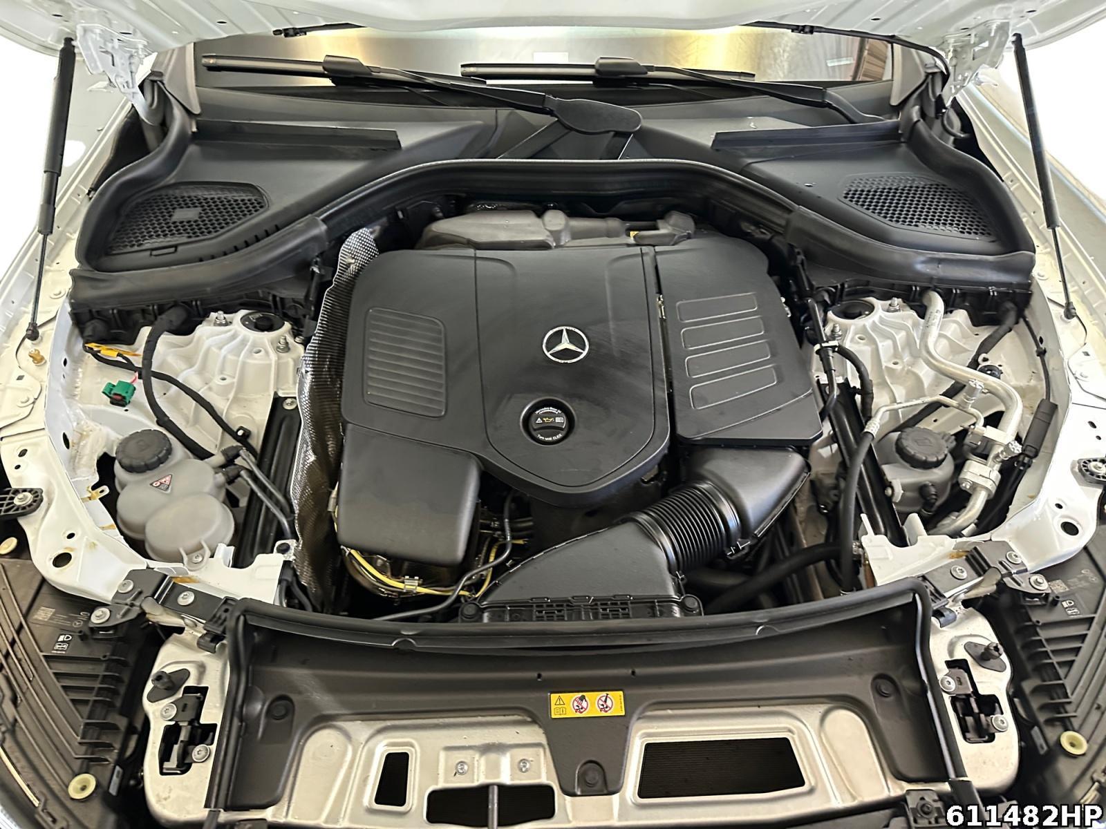 Fahrzeugabbildung Mercedes-Benz GLC 400 e 4M AMG Pano AHK Digital-Light 360°