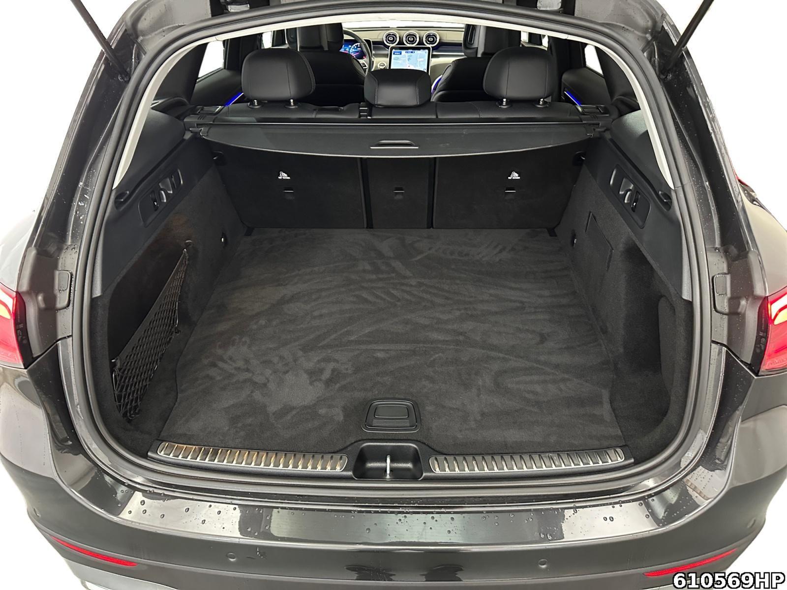 Fahrzeugabbildung Mercedes-Benz GLC 200 4M Avantgarde AHK Memory Distronic. LED
