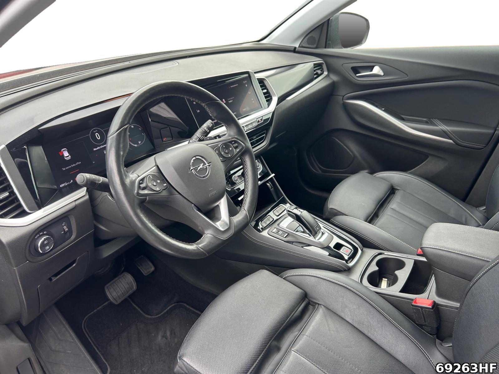 Fahrzeugabbildung Opel Grandland X 1.2 Turbo Ultimate (EURO 6d)