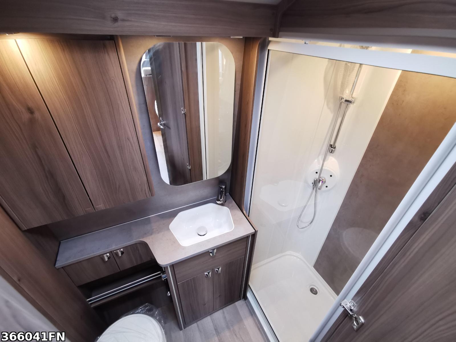 Fahrzeugabbildung Kabe Travel Master Novum 750 T 4,5t Klima AHK Solar