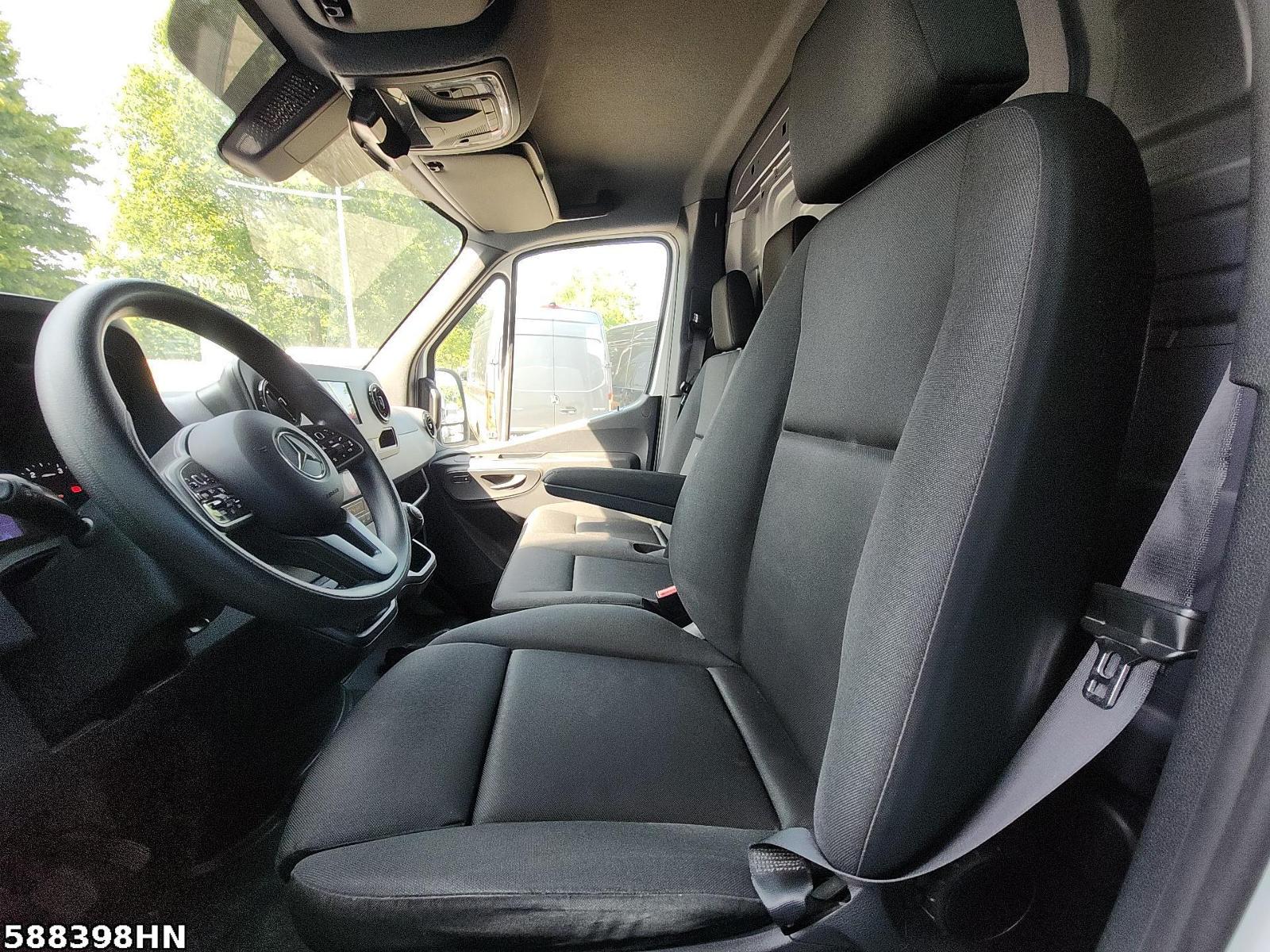 Fahrzeugabbildung Mercedes-Benz Sprinter 317 CDI Kasten*Maxi*Navi*360Kamera*