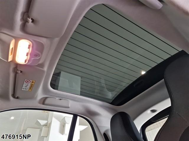 Fahrzeugabbildung Smart ForTwo EQ coupé Panorama LED Navi Kamera PTS SHZ